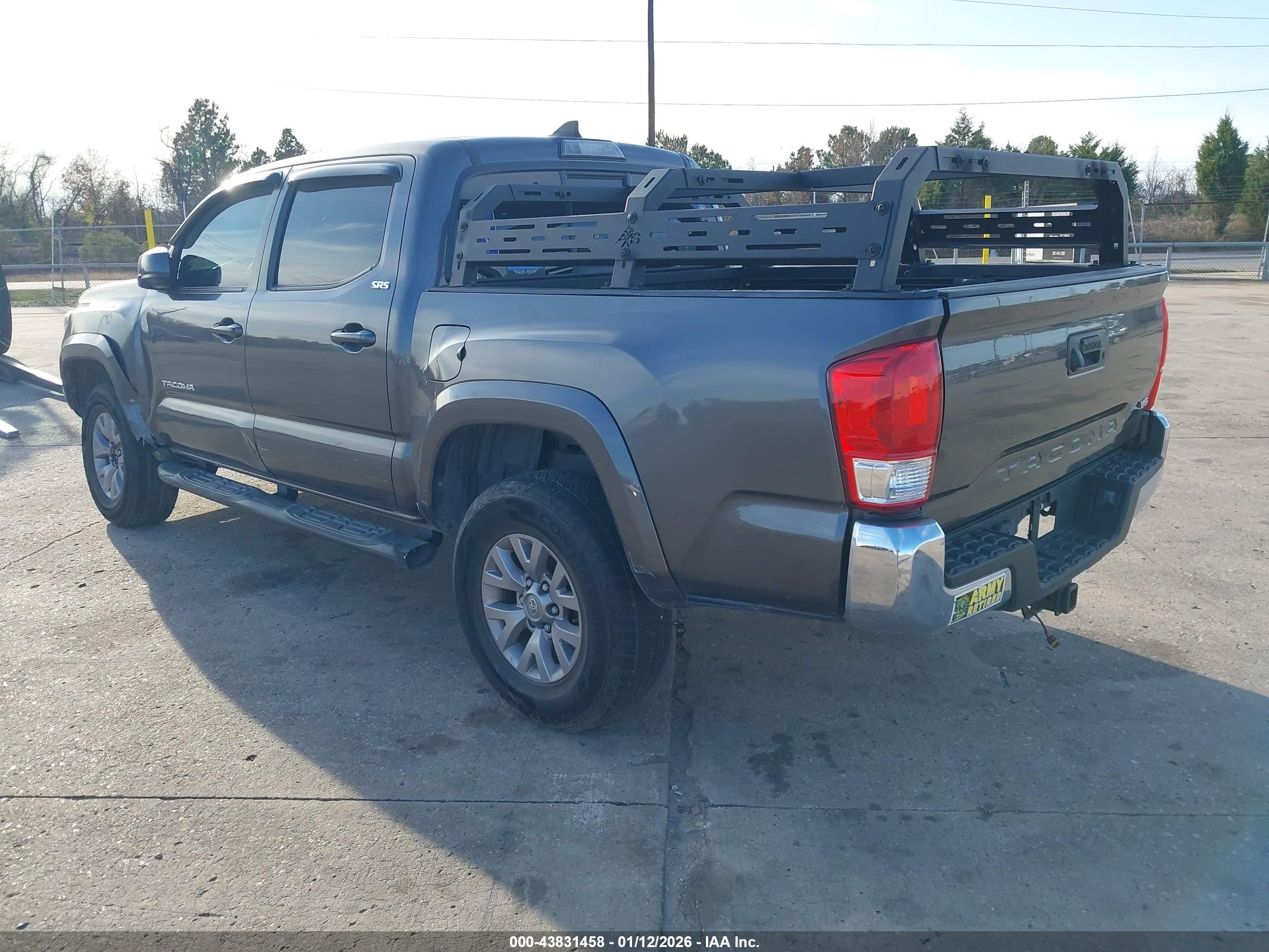 TOYOTA TACOMA image 3
