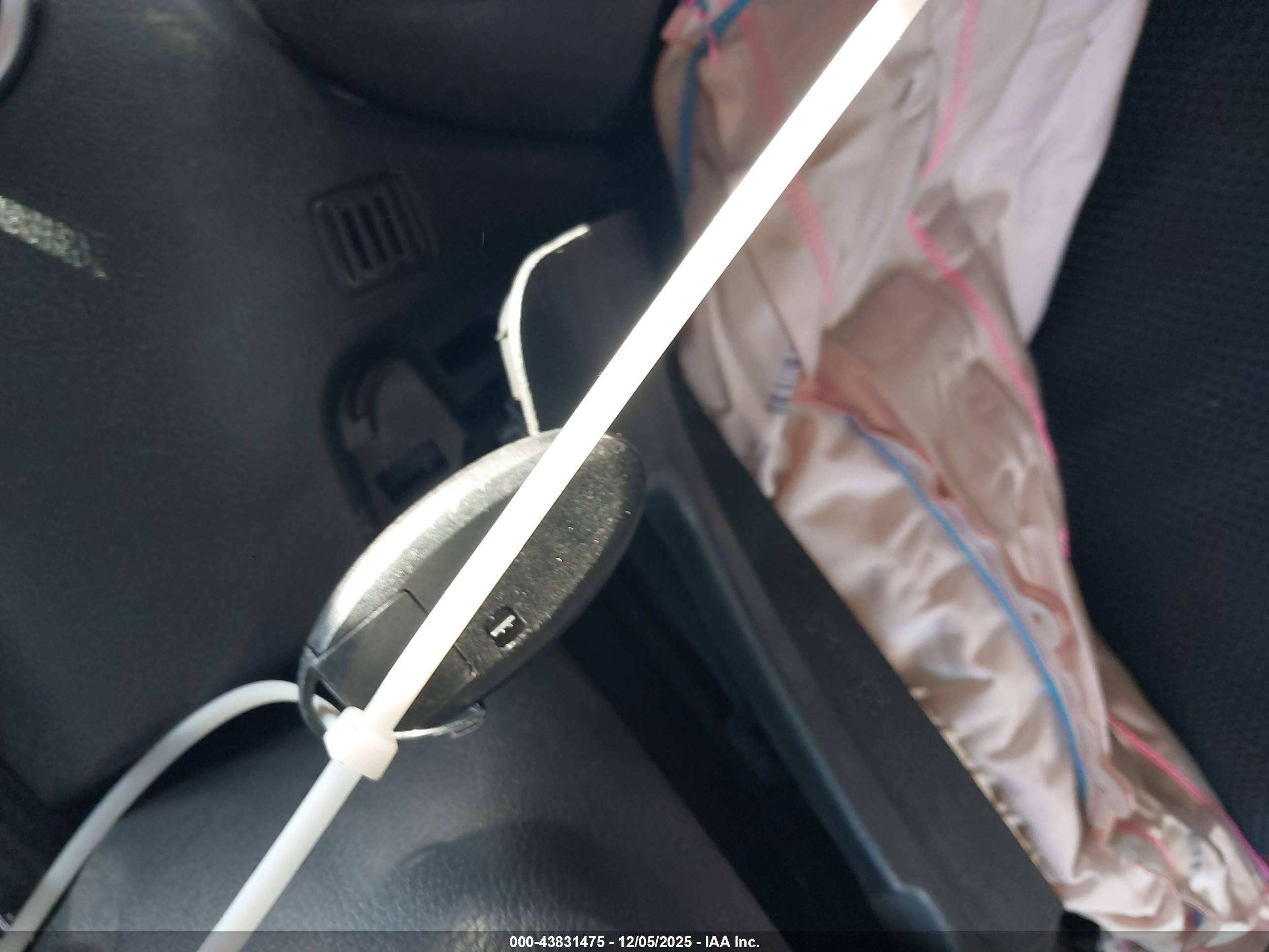 NISSAN SENTRA image 11