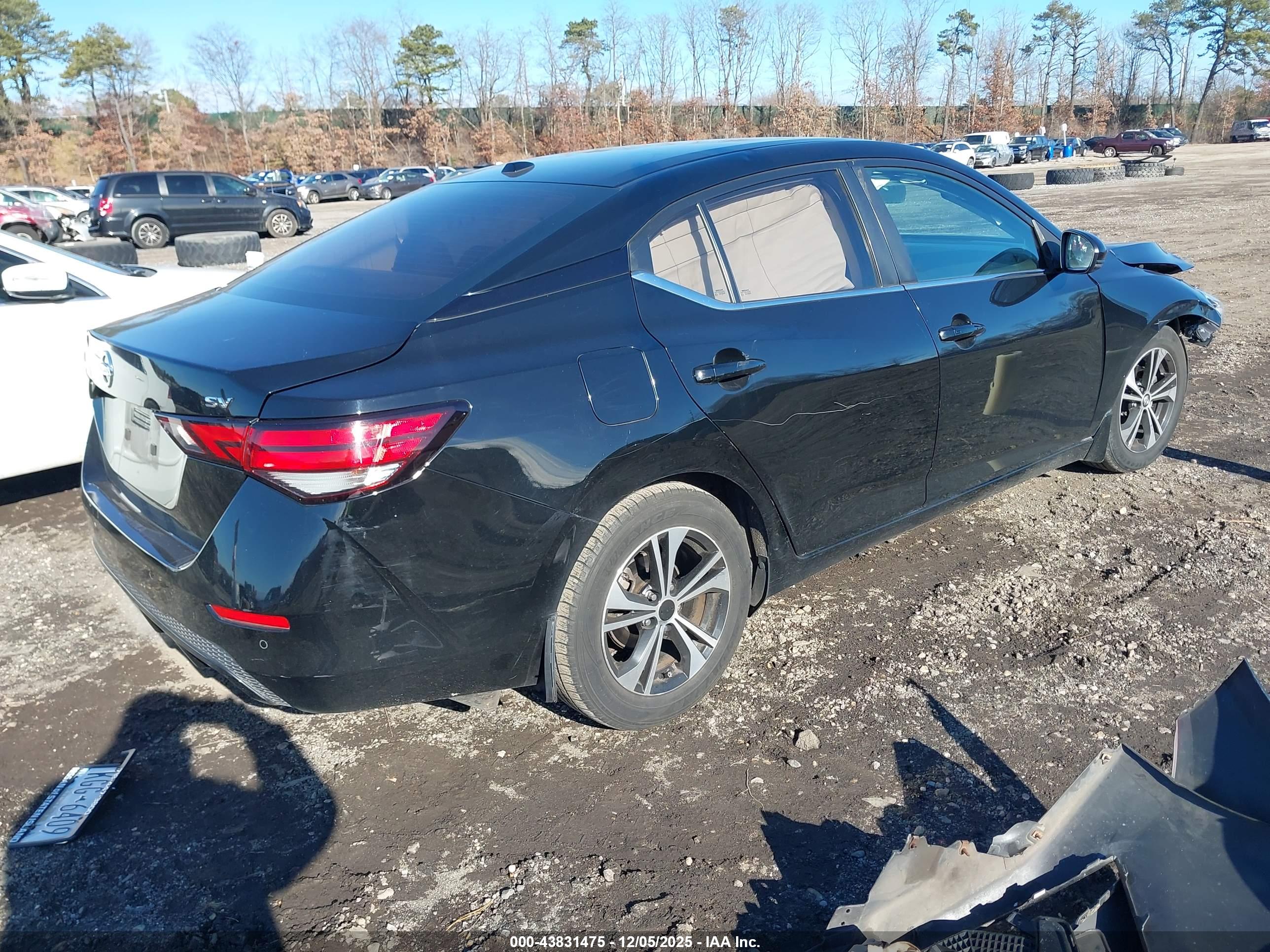 NISSAN SENTRA image 4