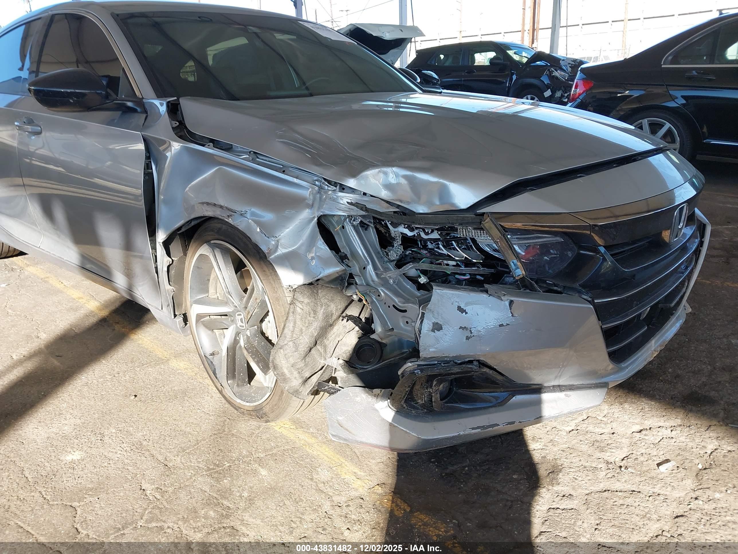 HONDA ACCORD image 6
