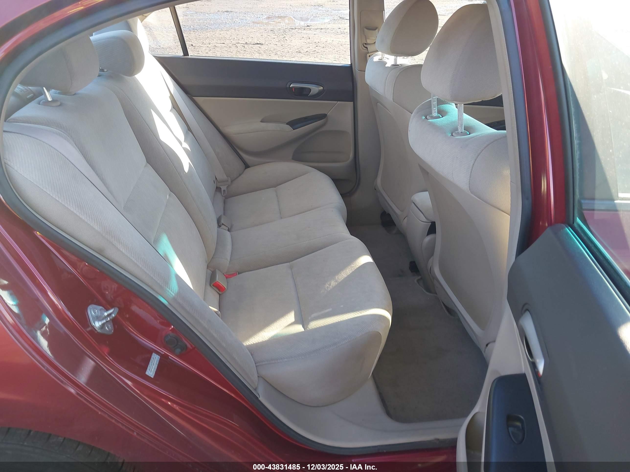 HONDA CIVIC image 8