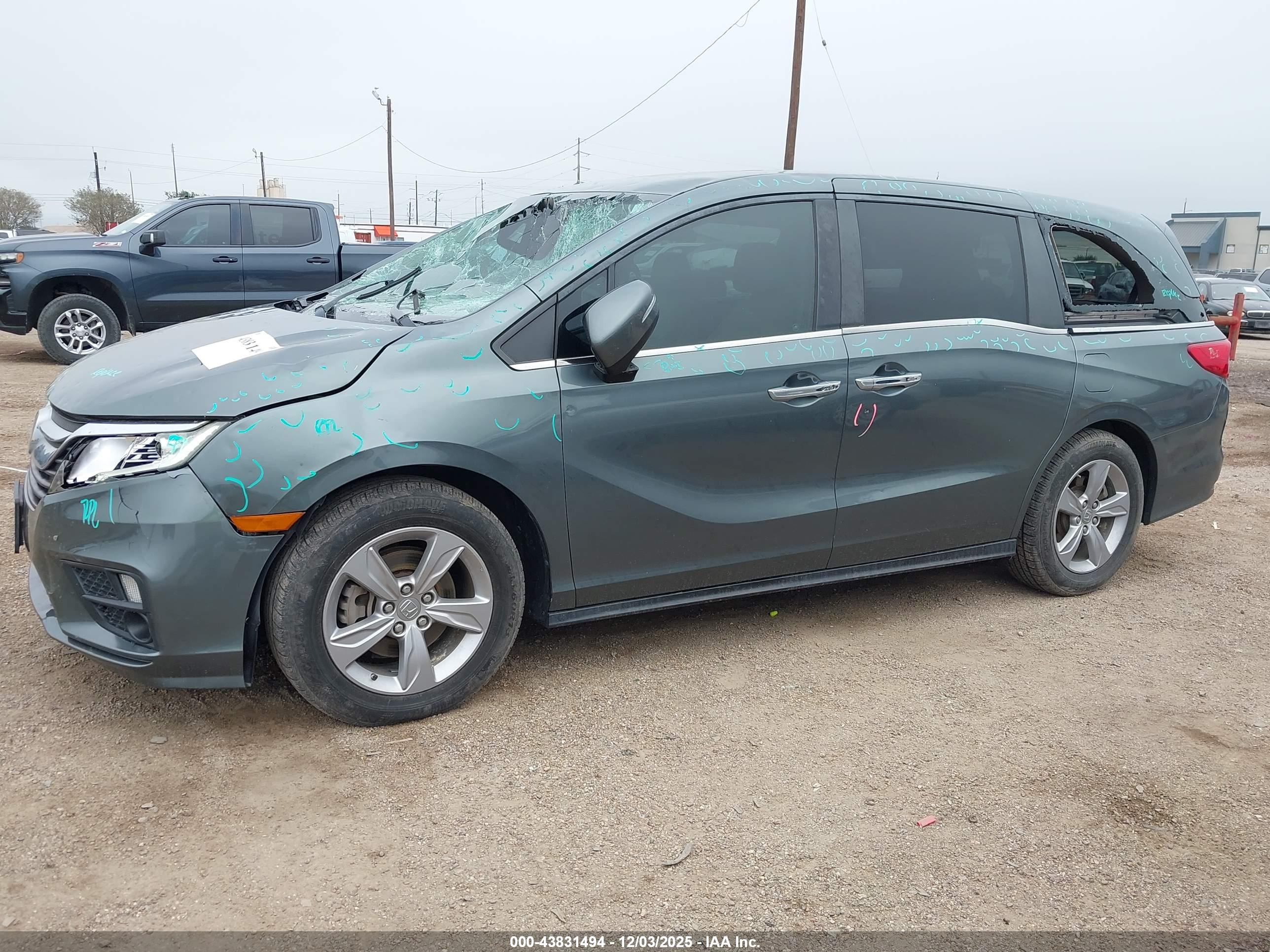 HONDA ODYSSEY image 2