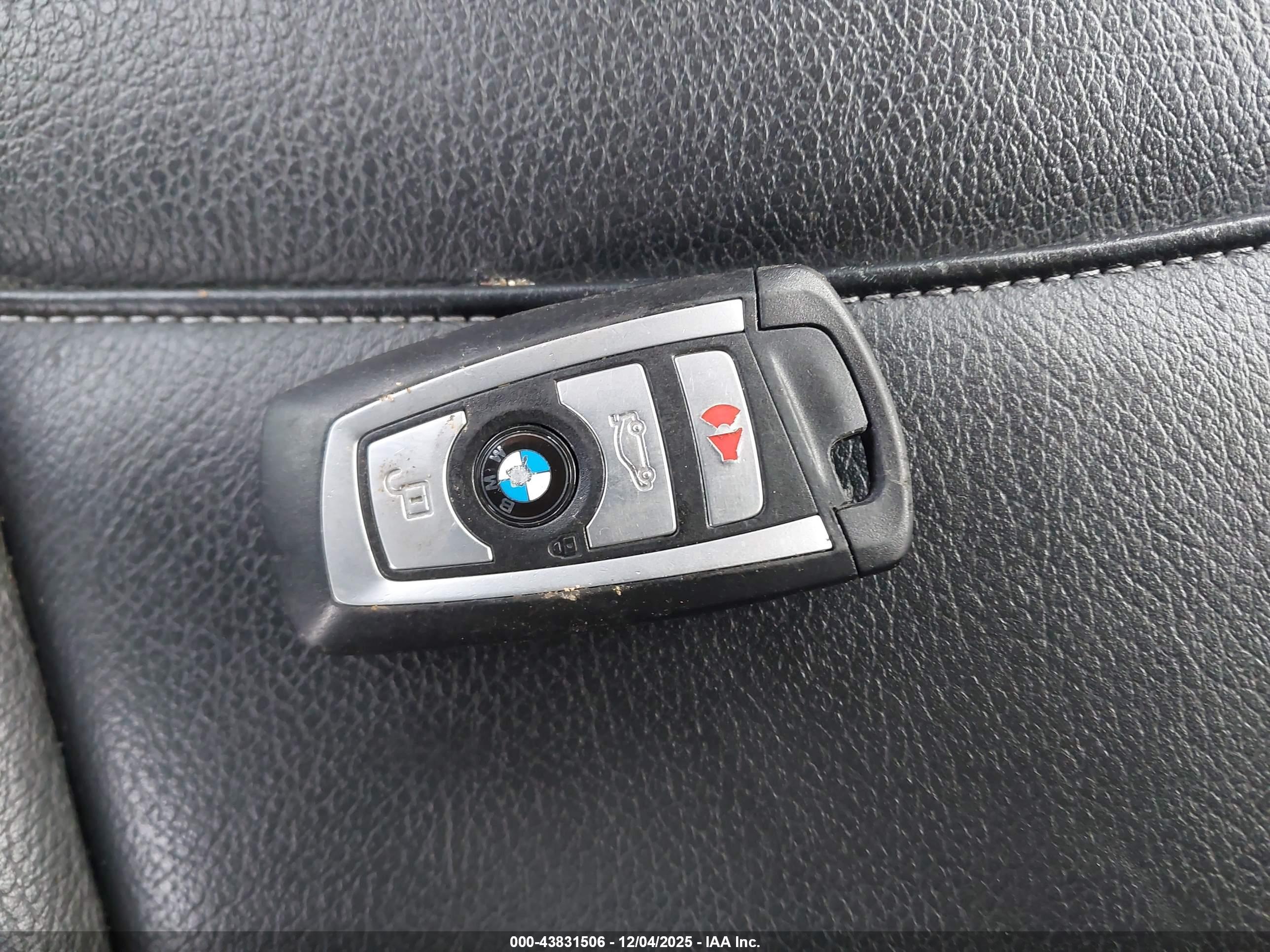 BMW X4 image 11