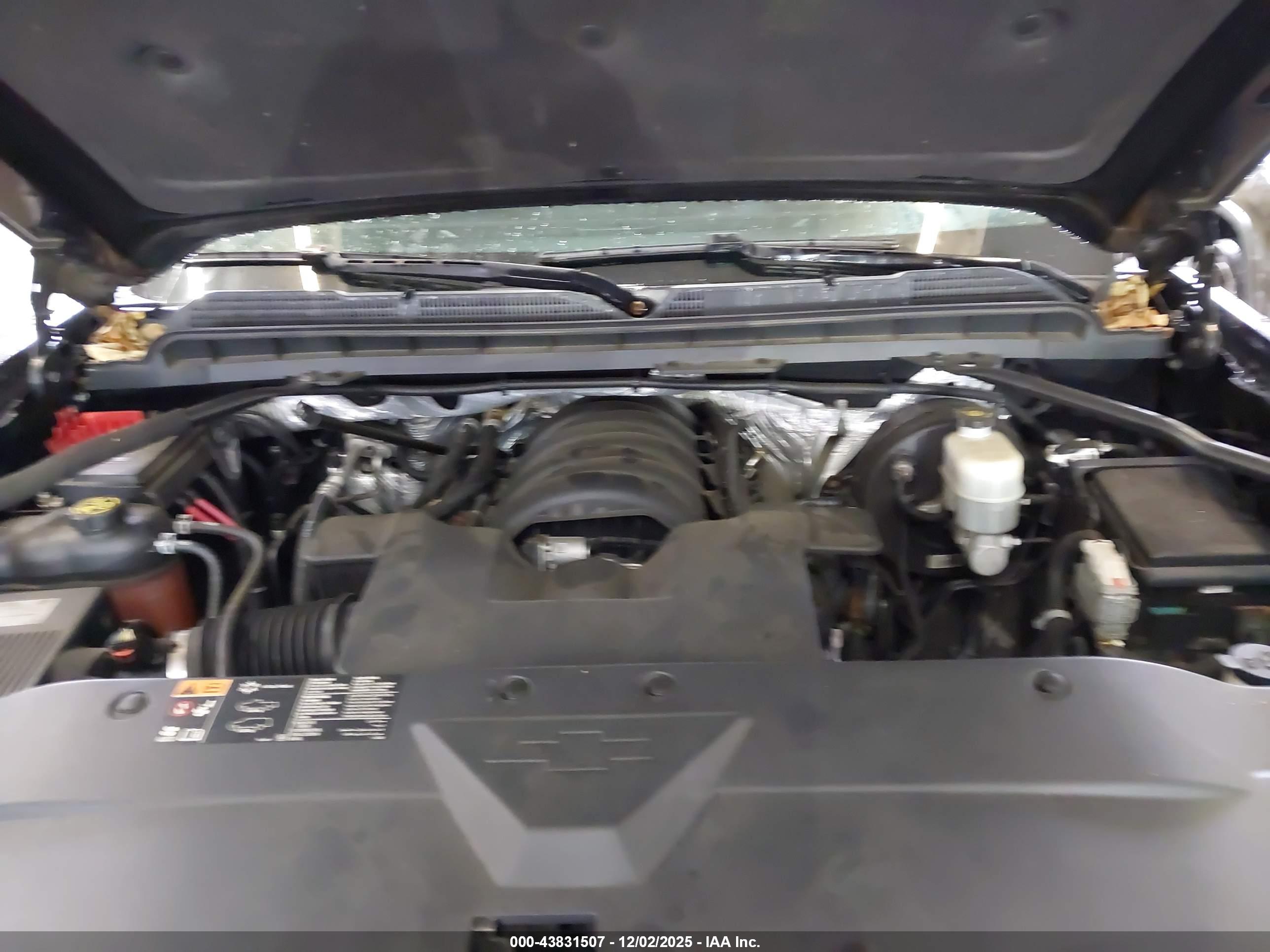 CHEVROLET SILVERADO image 10