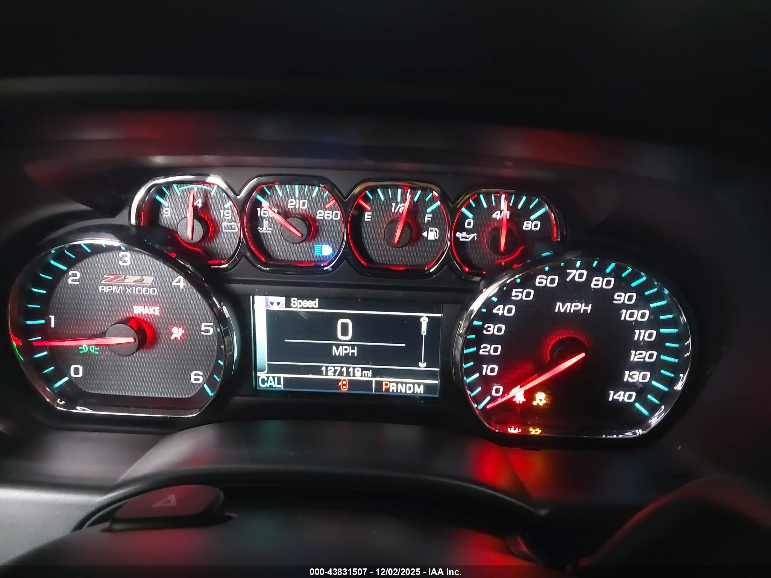 CHEVROLET SILVERADO image 7