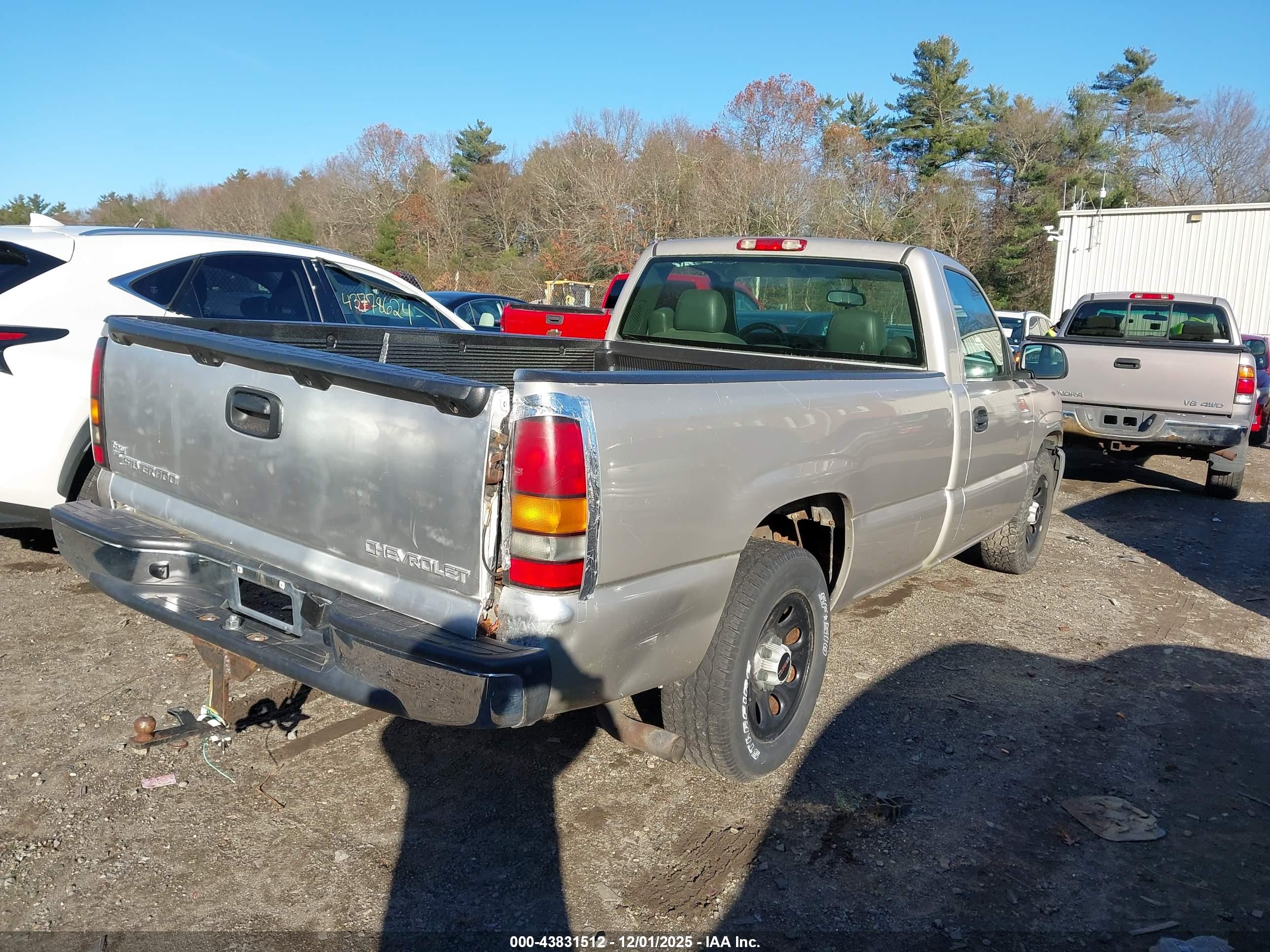 GMC SIERRA image 4