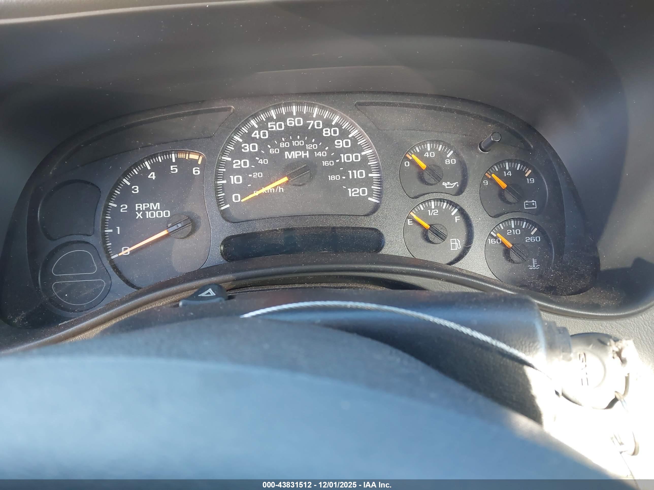 GMC SIERRA image 6