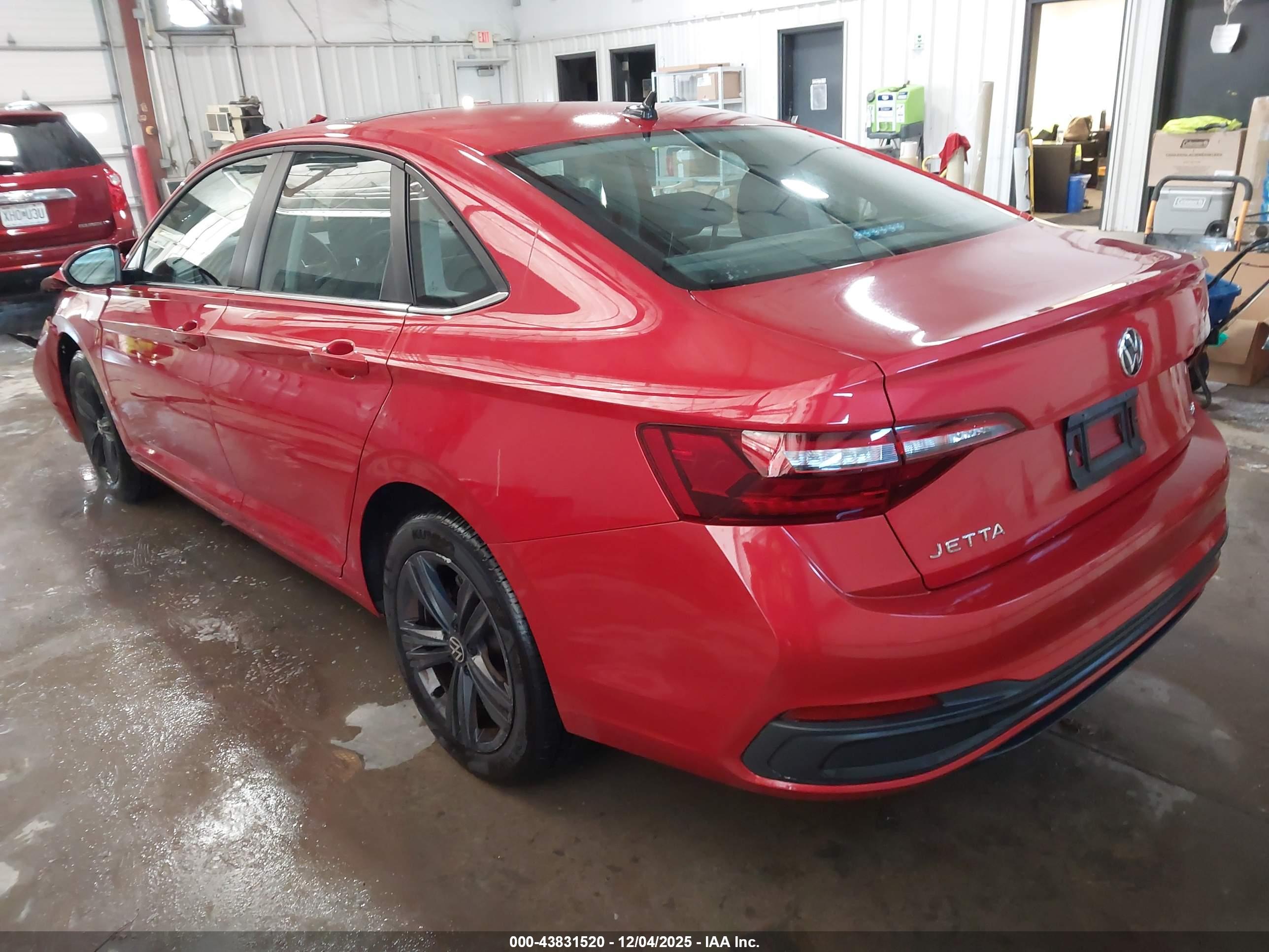 VOLKSWAGEN JETTA image 3