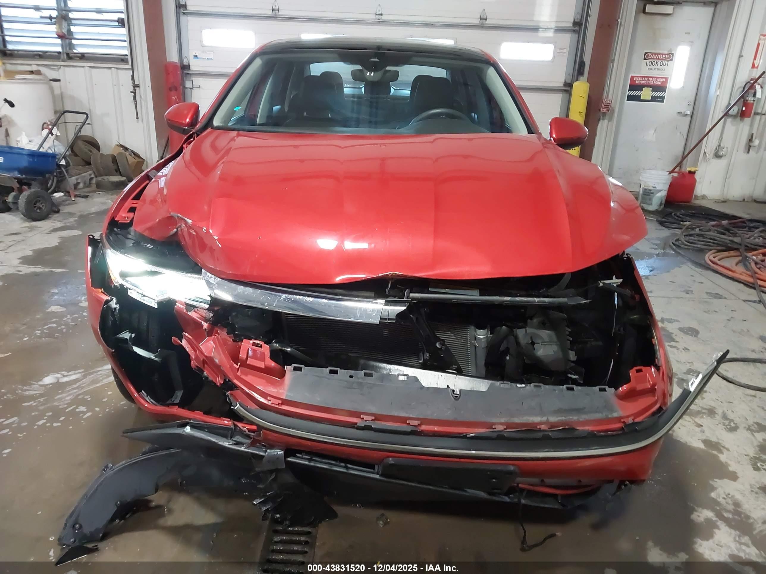 VOLKSWAGEN JETTA image 6