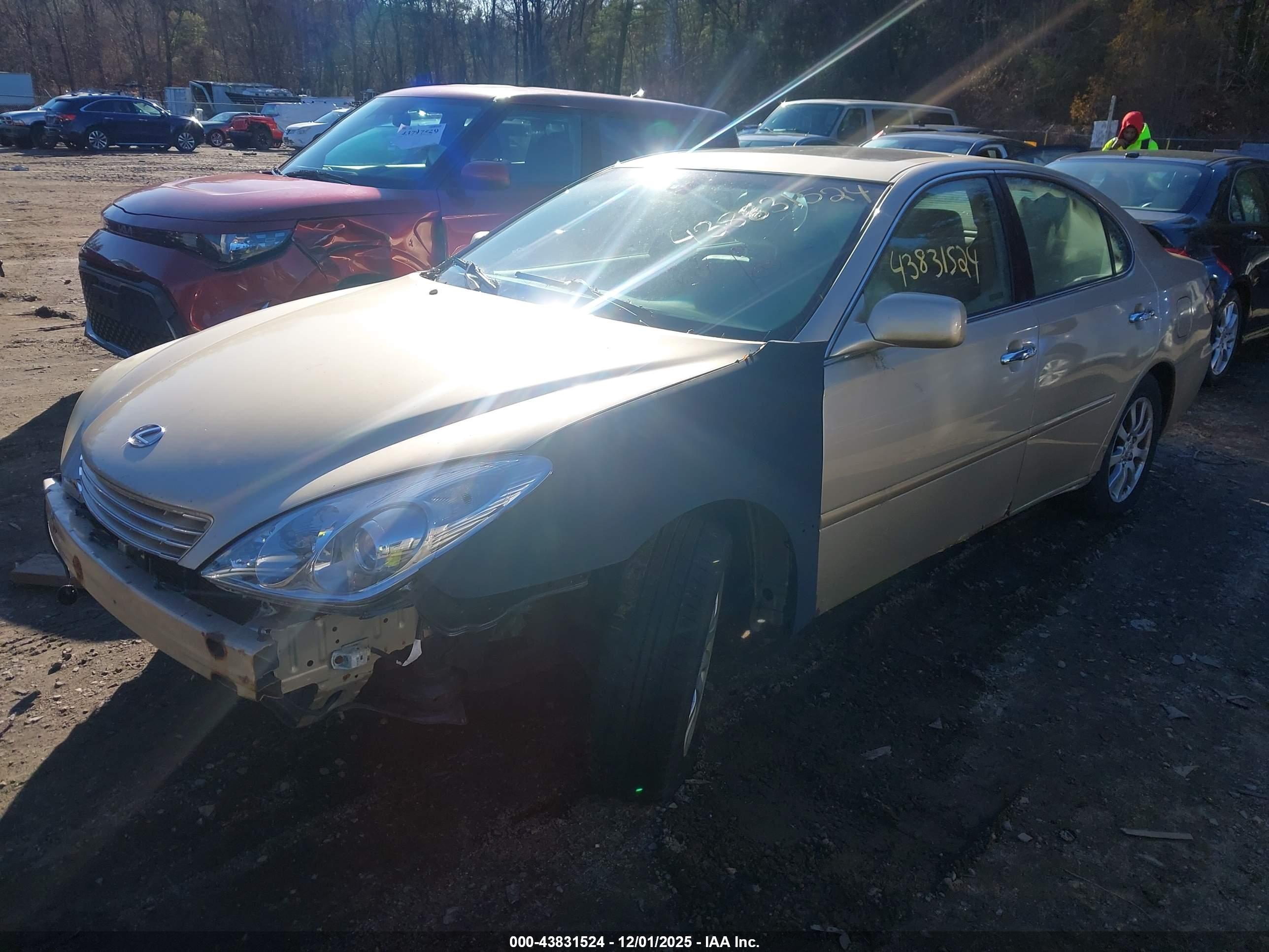 LEXUS ES image 2