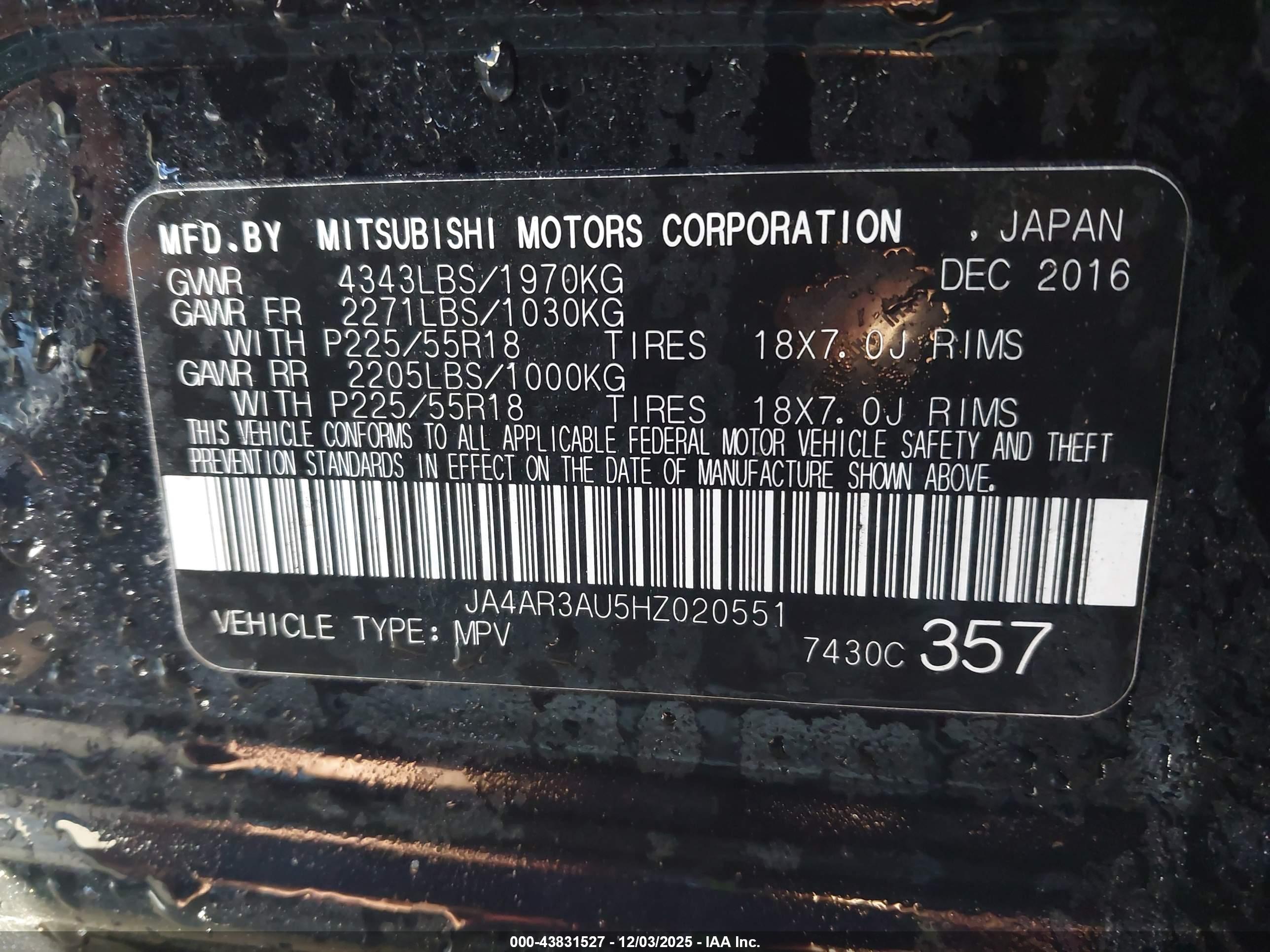 MITSUBISHI OUTLANDER image 9