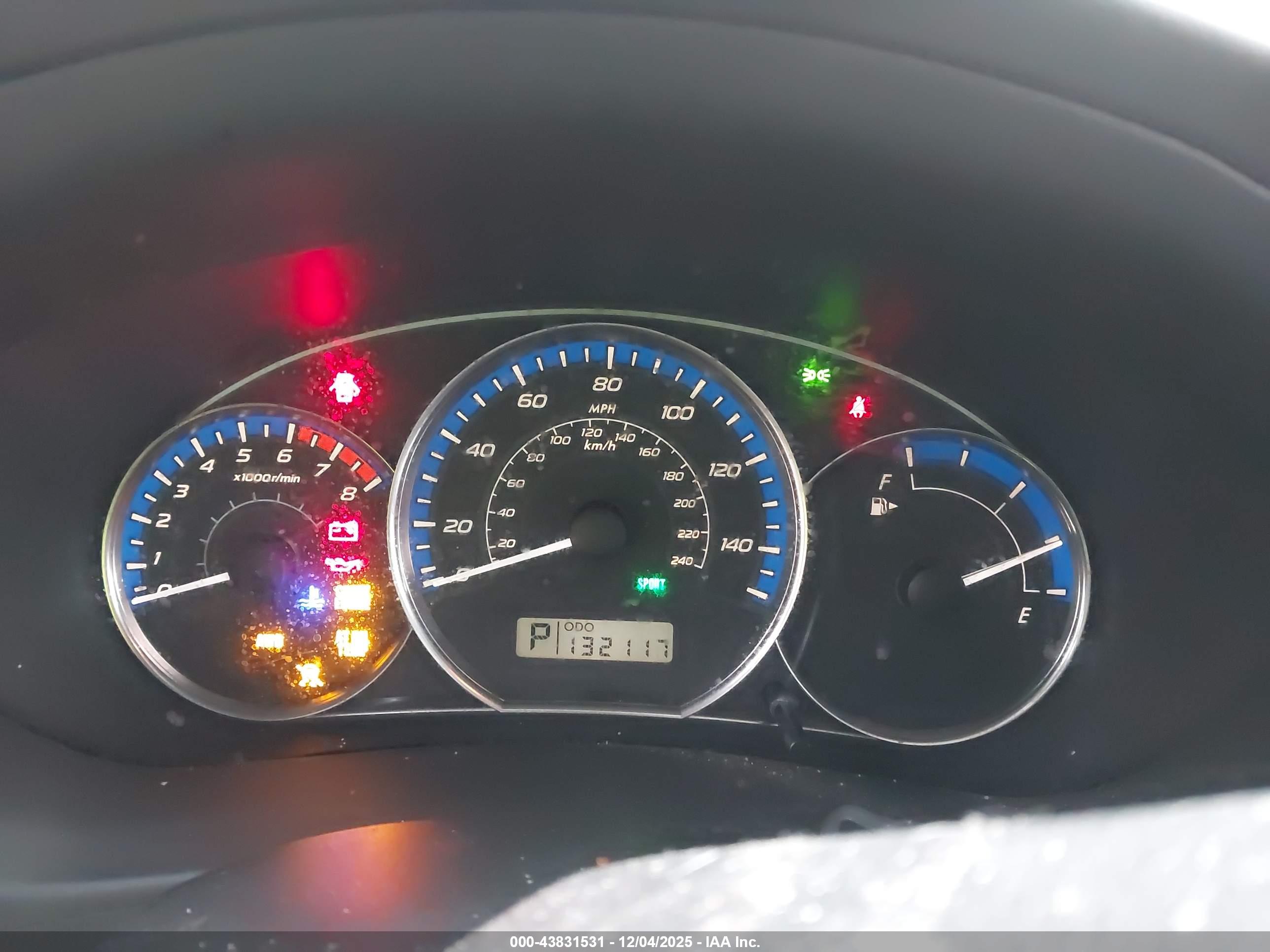 SUBARU FORESTER image 7