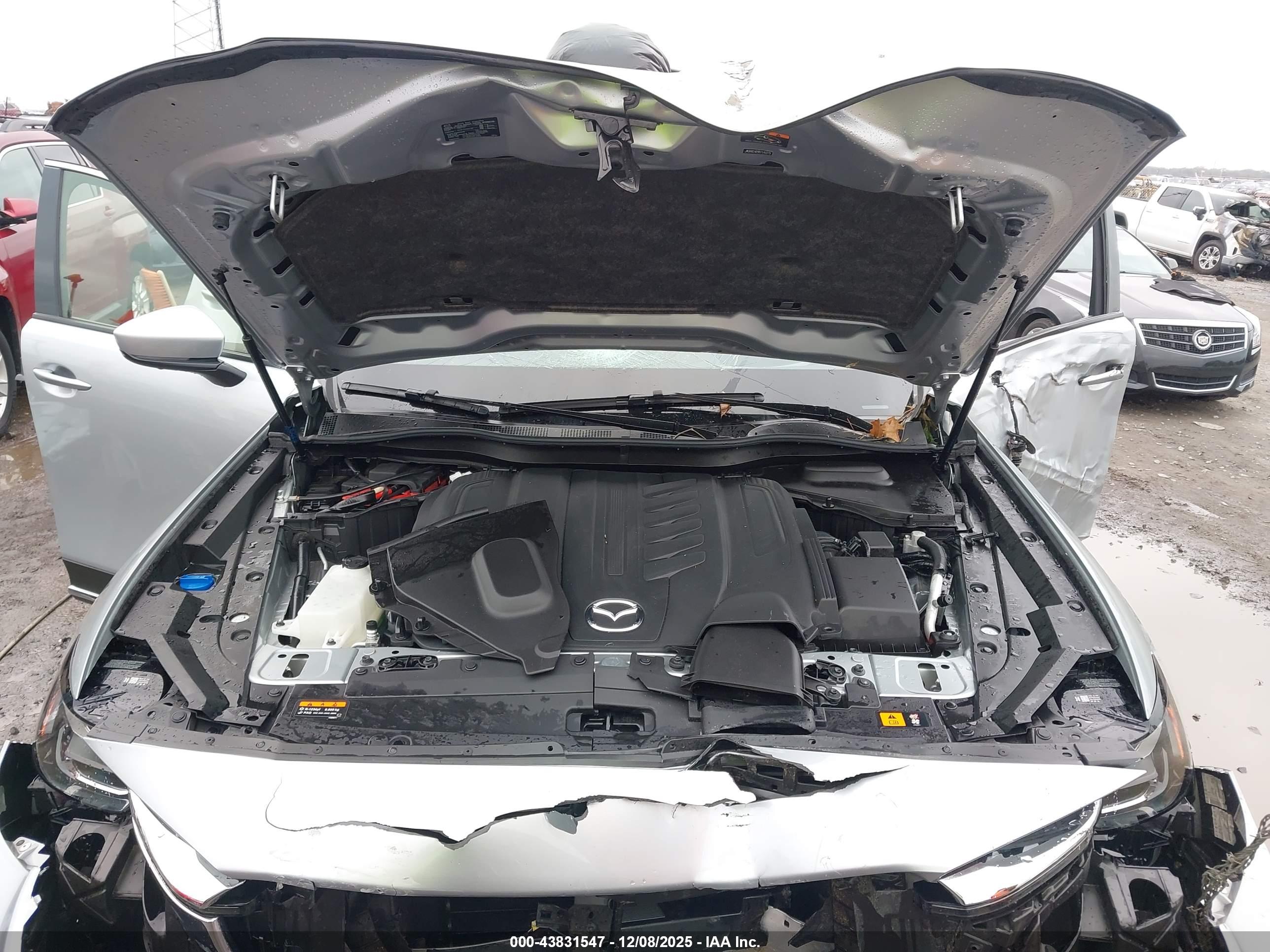 MAZDA CX-90 image 10