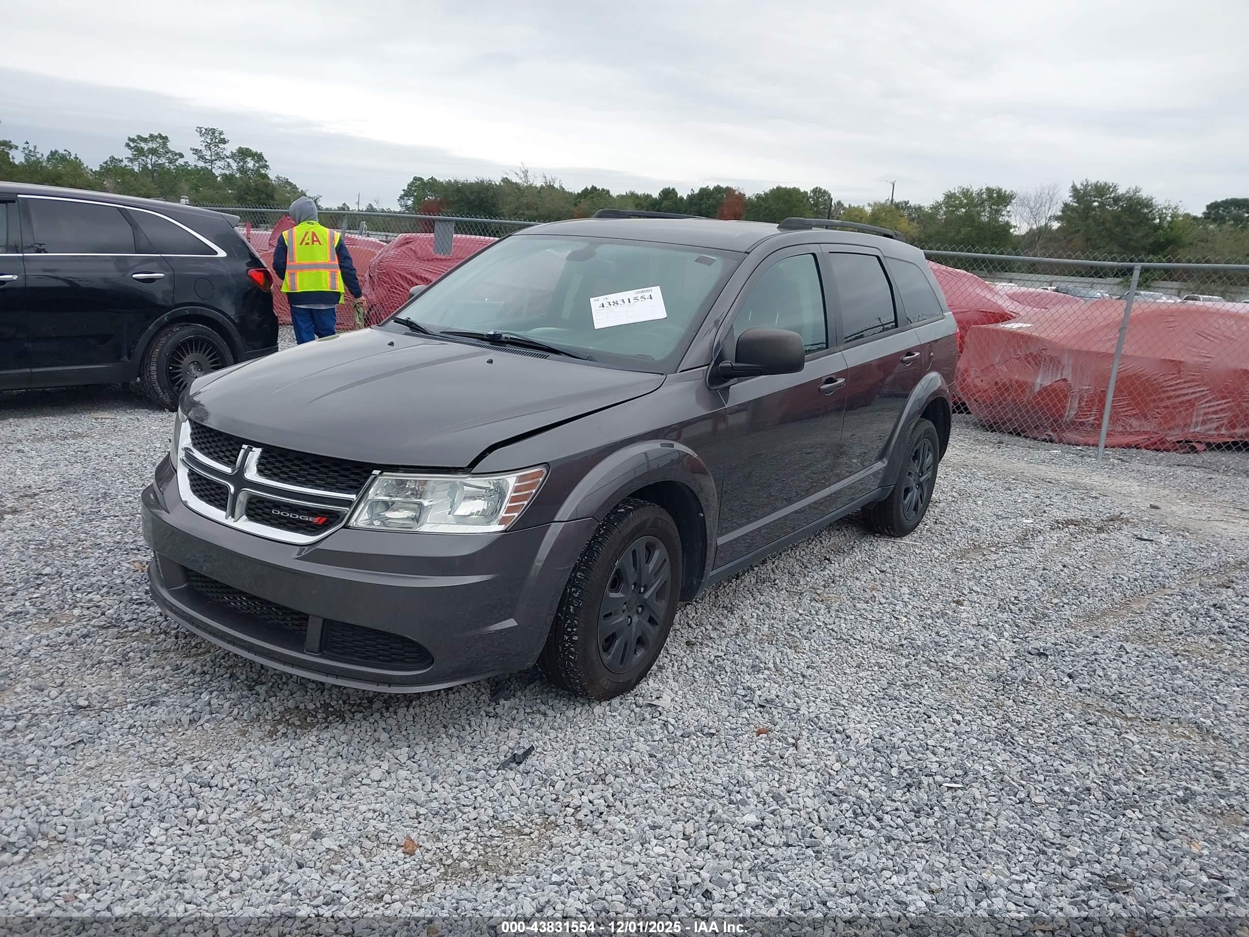 DODGE JOURNEY image 2