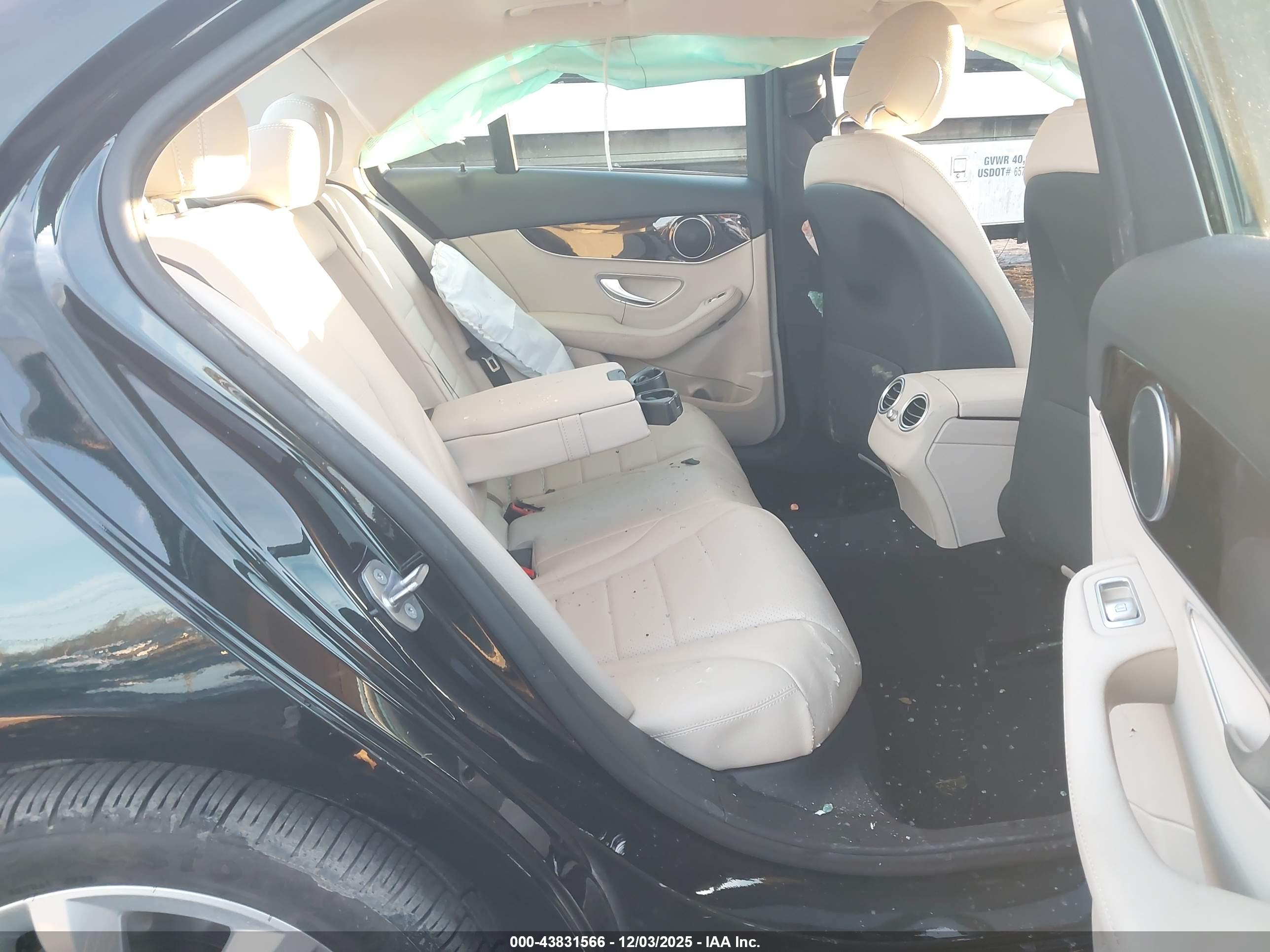 MERCEDES-BENZ C image 8