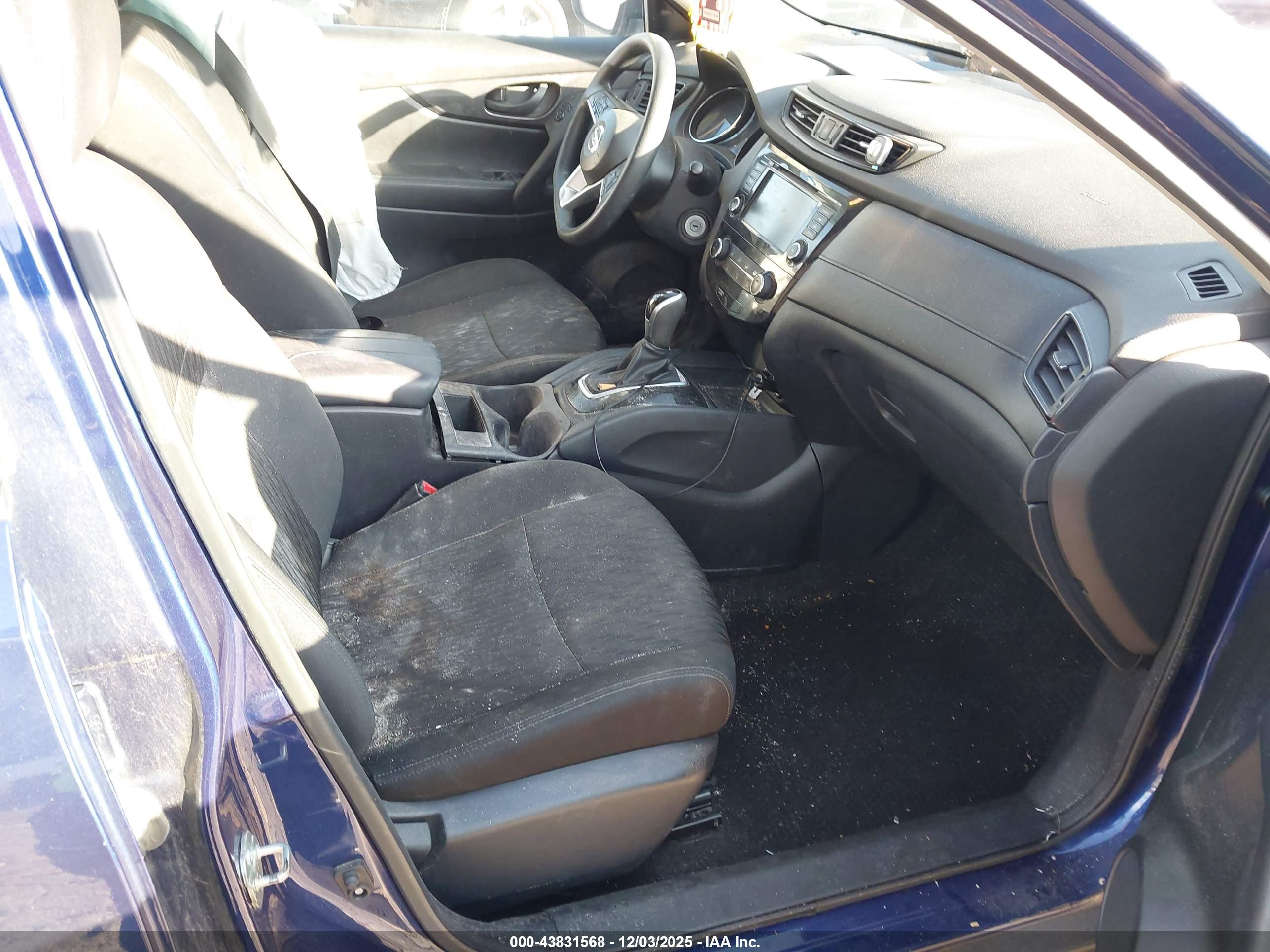 NISSAN ROGUE image 5