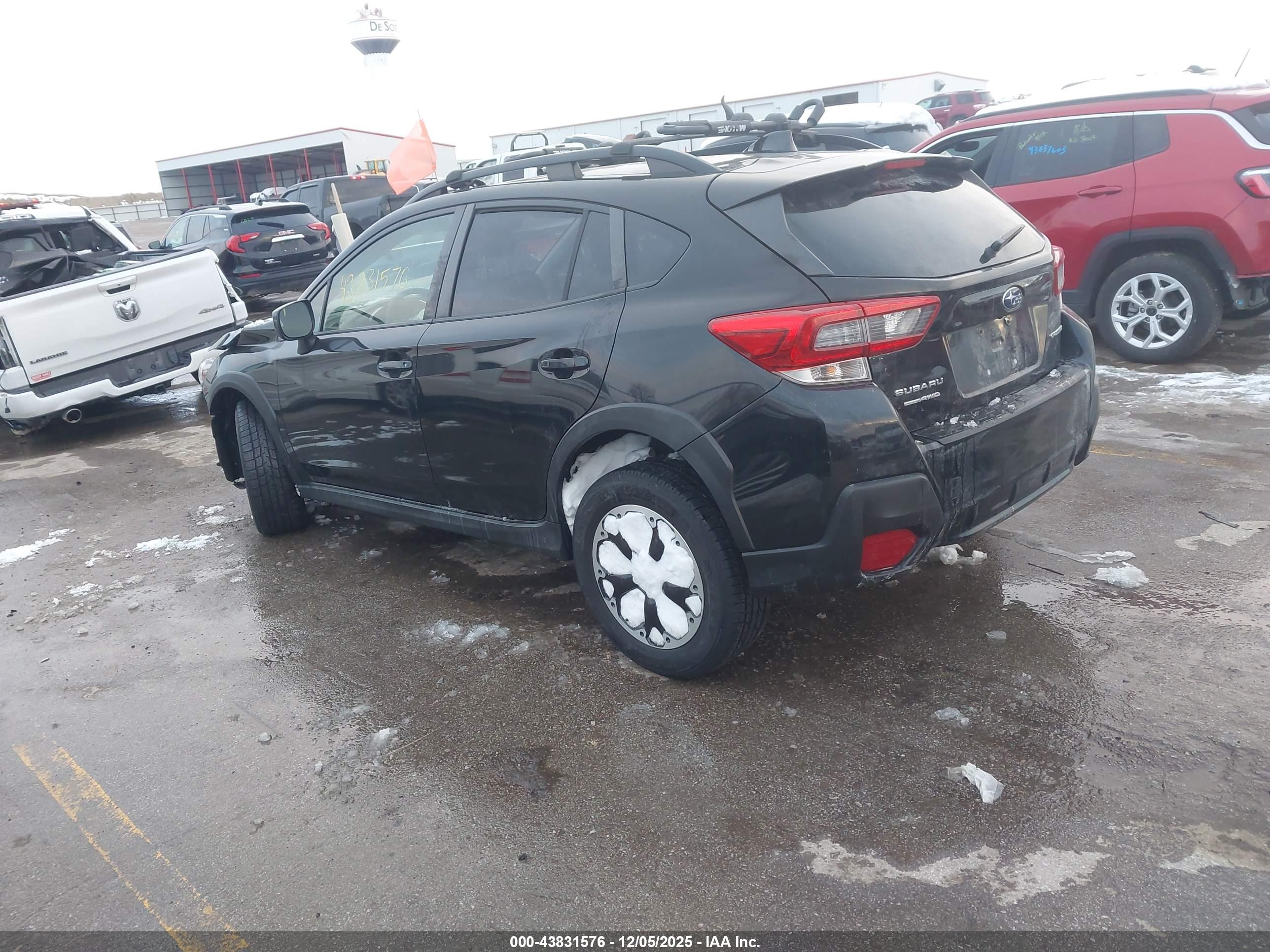 SUBARU CROSSTREK image 3