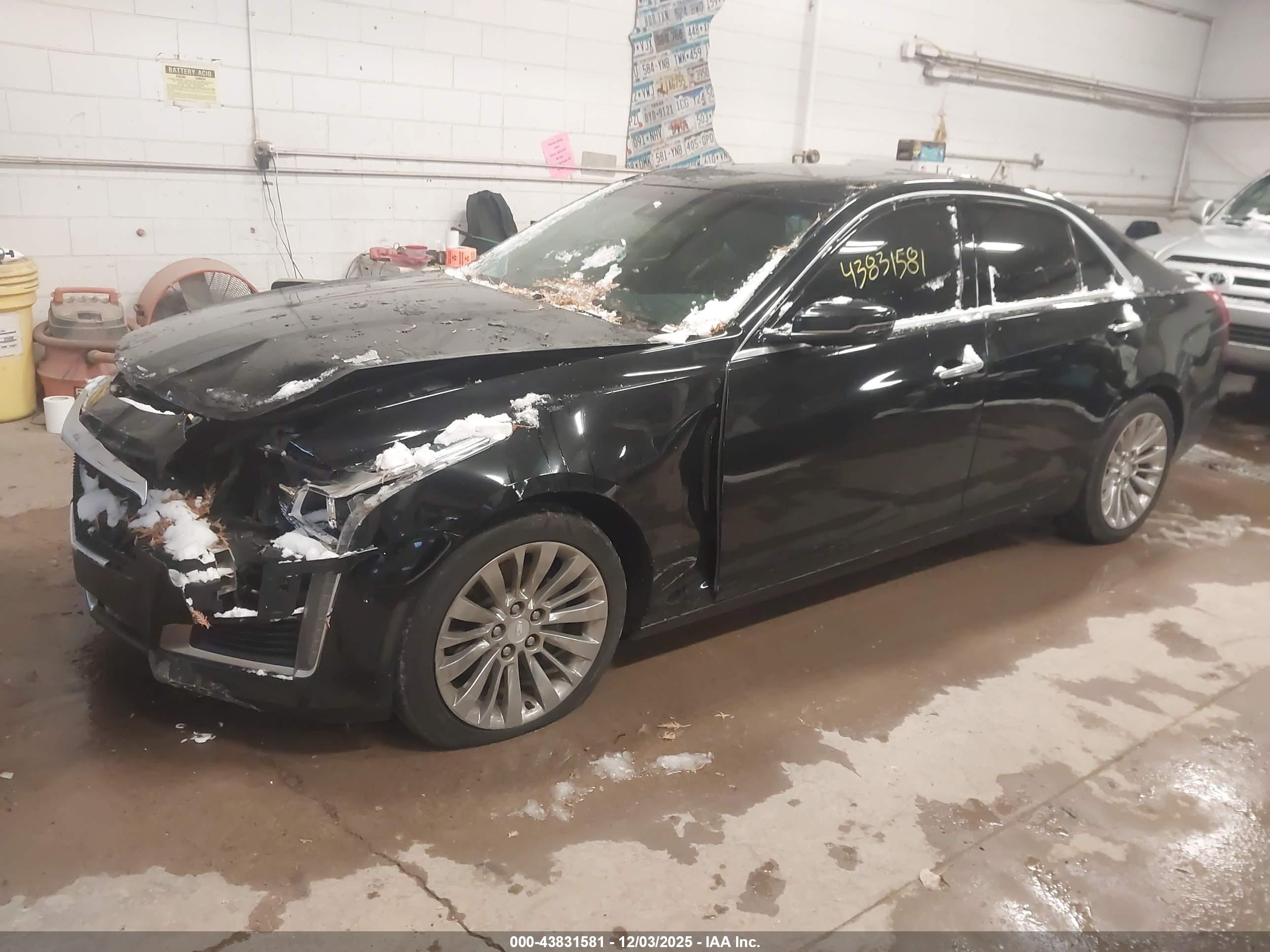 CADILLAC CTS image 2