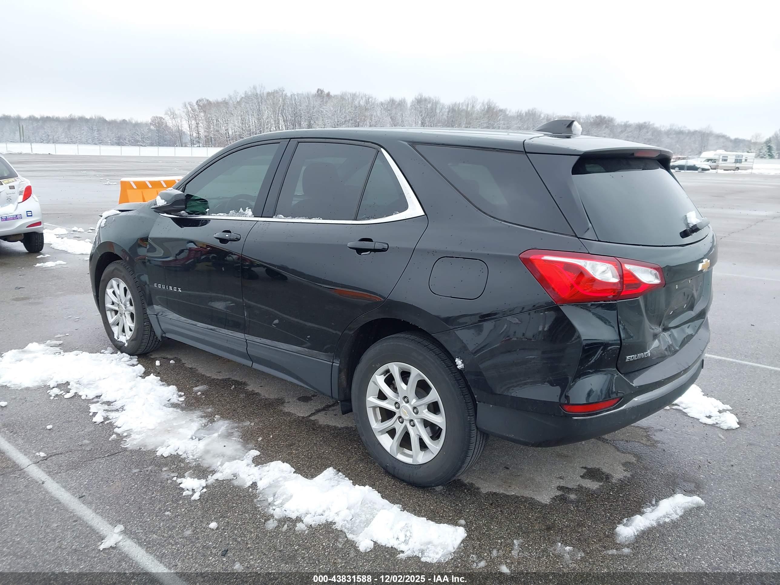 CHEVROLET EQUINOX image 3