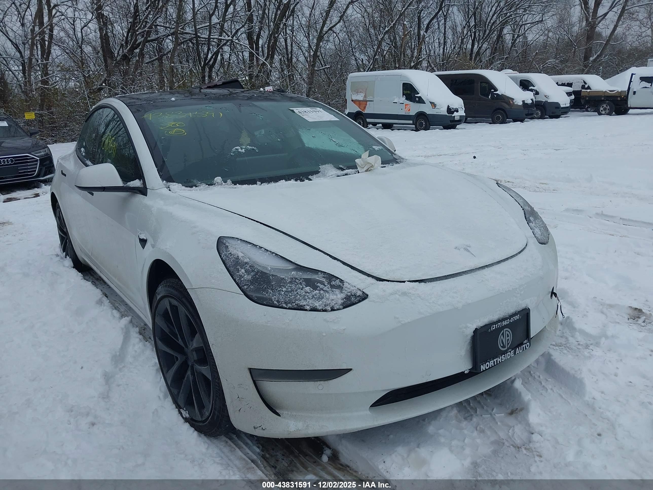 TESLA MODEL image 6