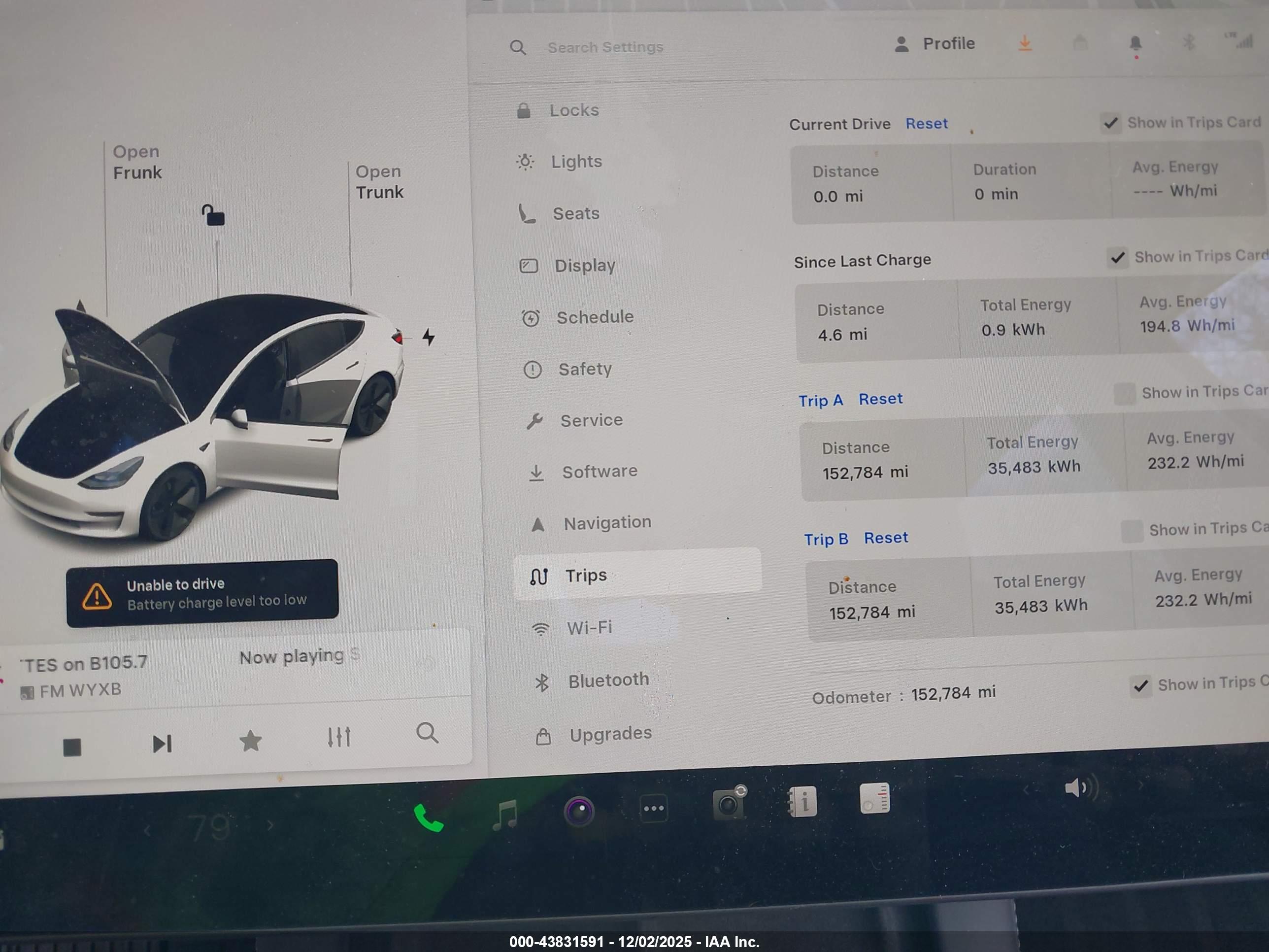 TESLA MODEL image 7