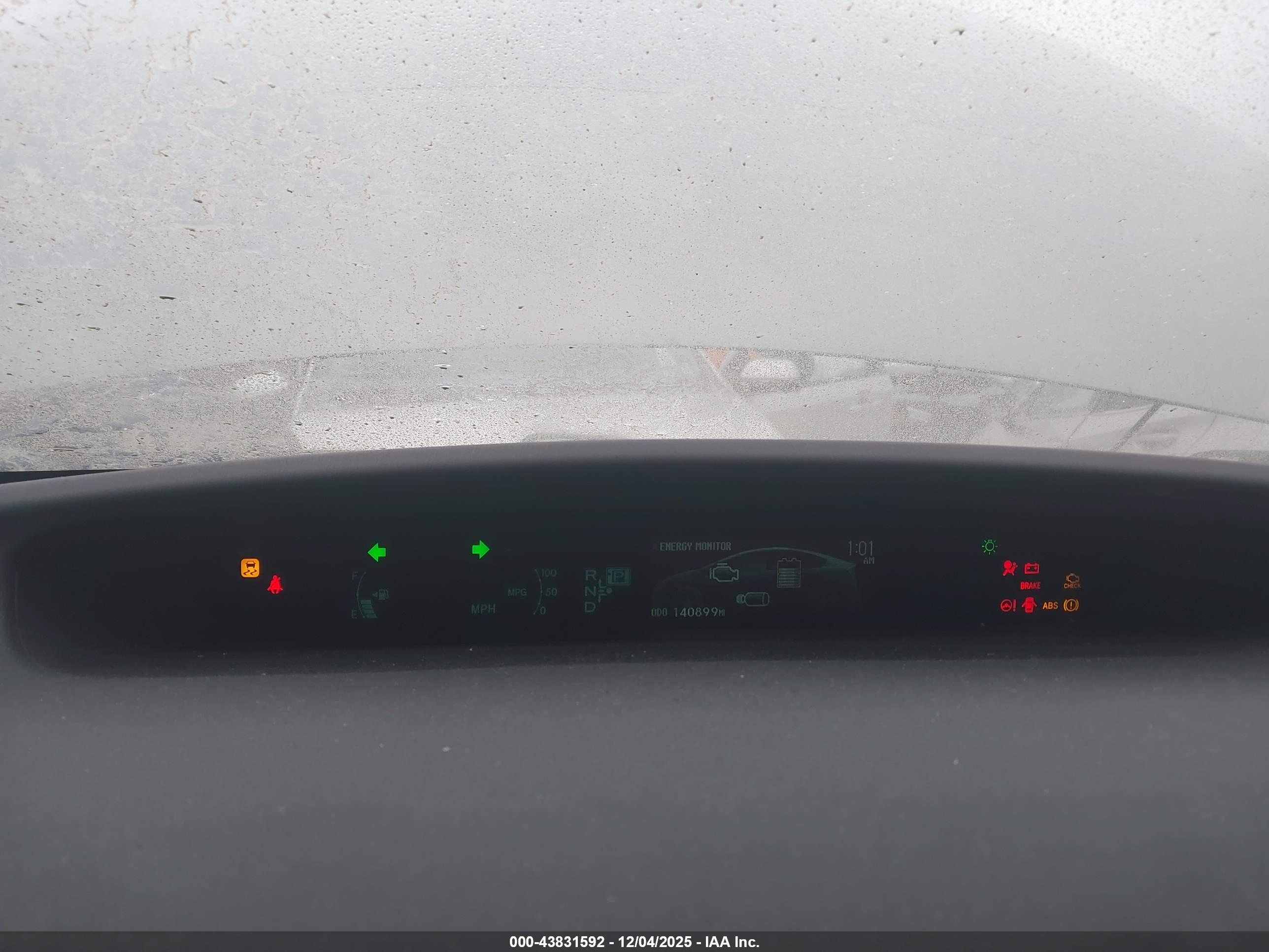 TOYOTA PRIUS image 7