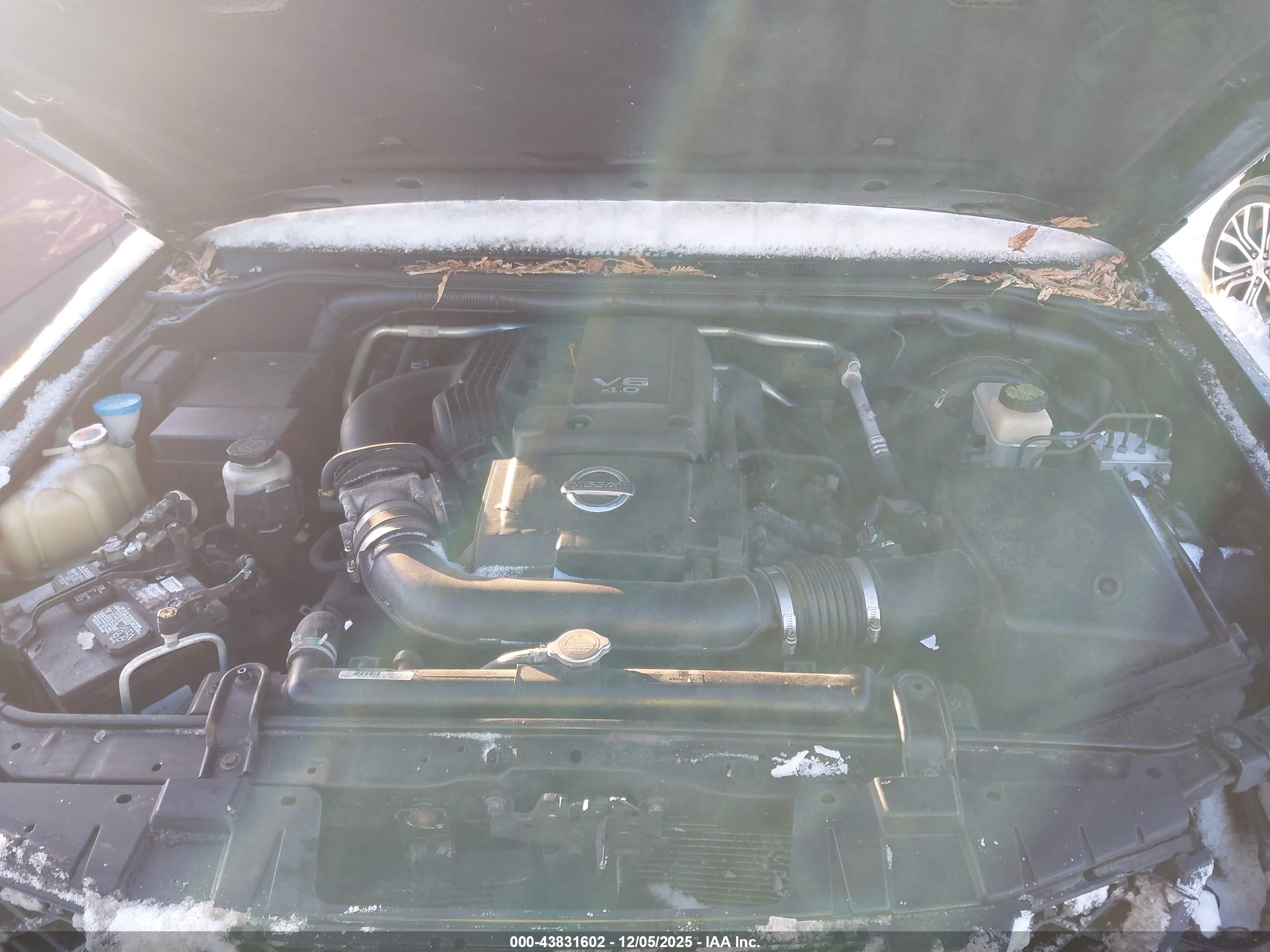 NISSAN FRONTIER image 10