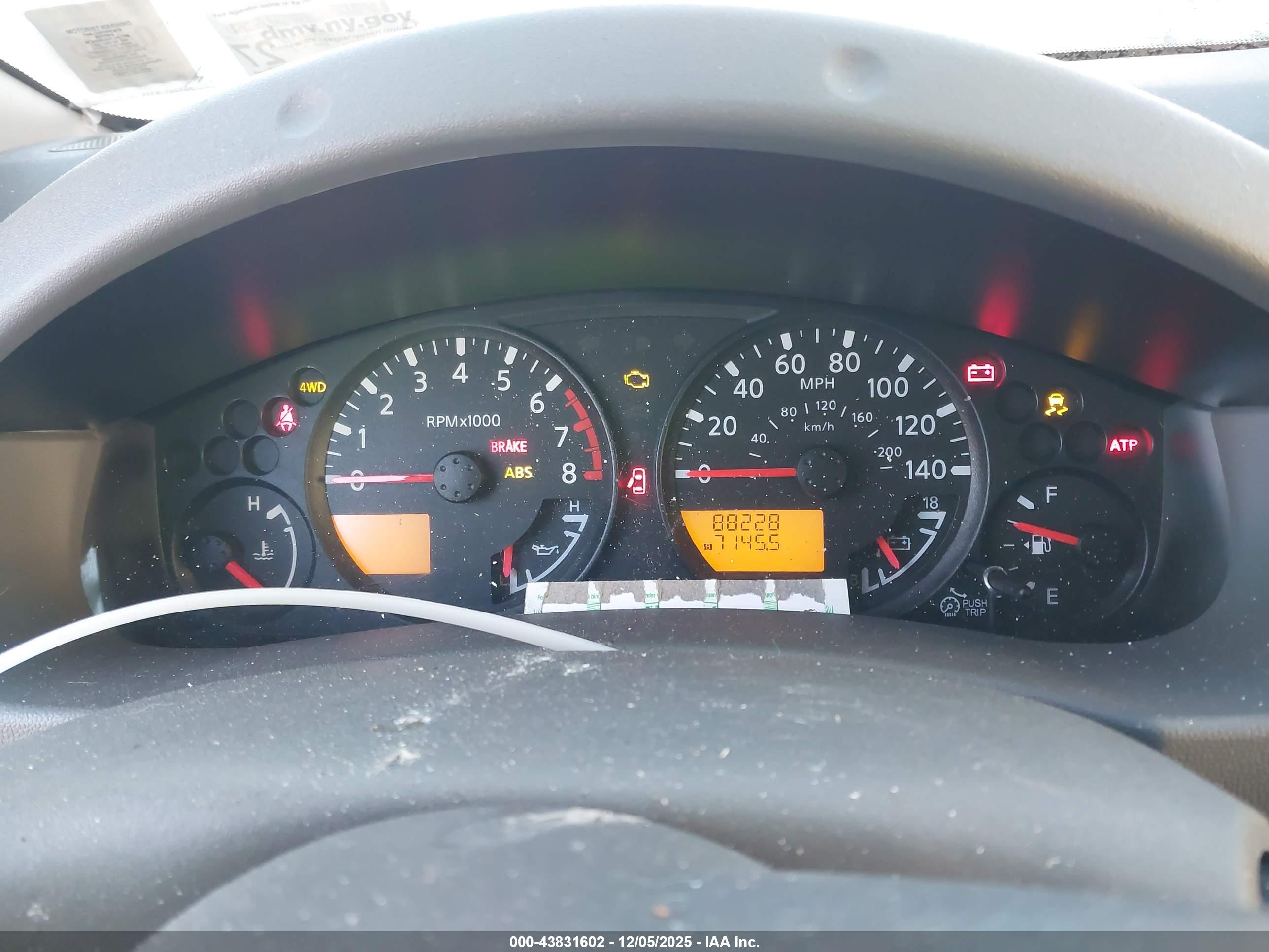 NISSAN FRONTIER image 7