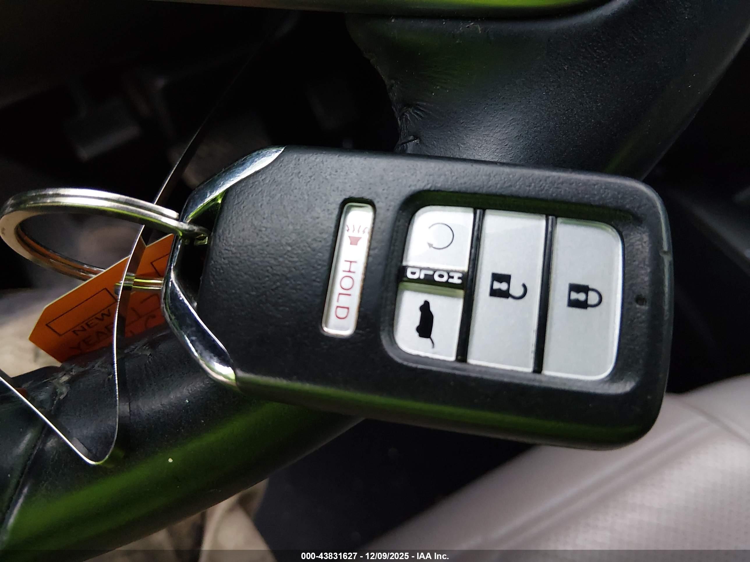 HONDA CR-V image 11