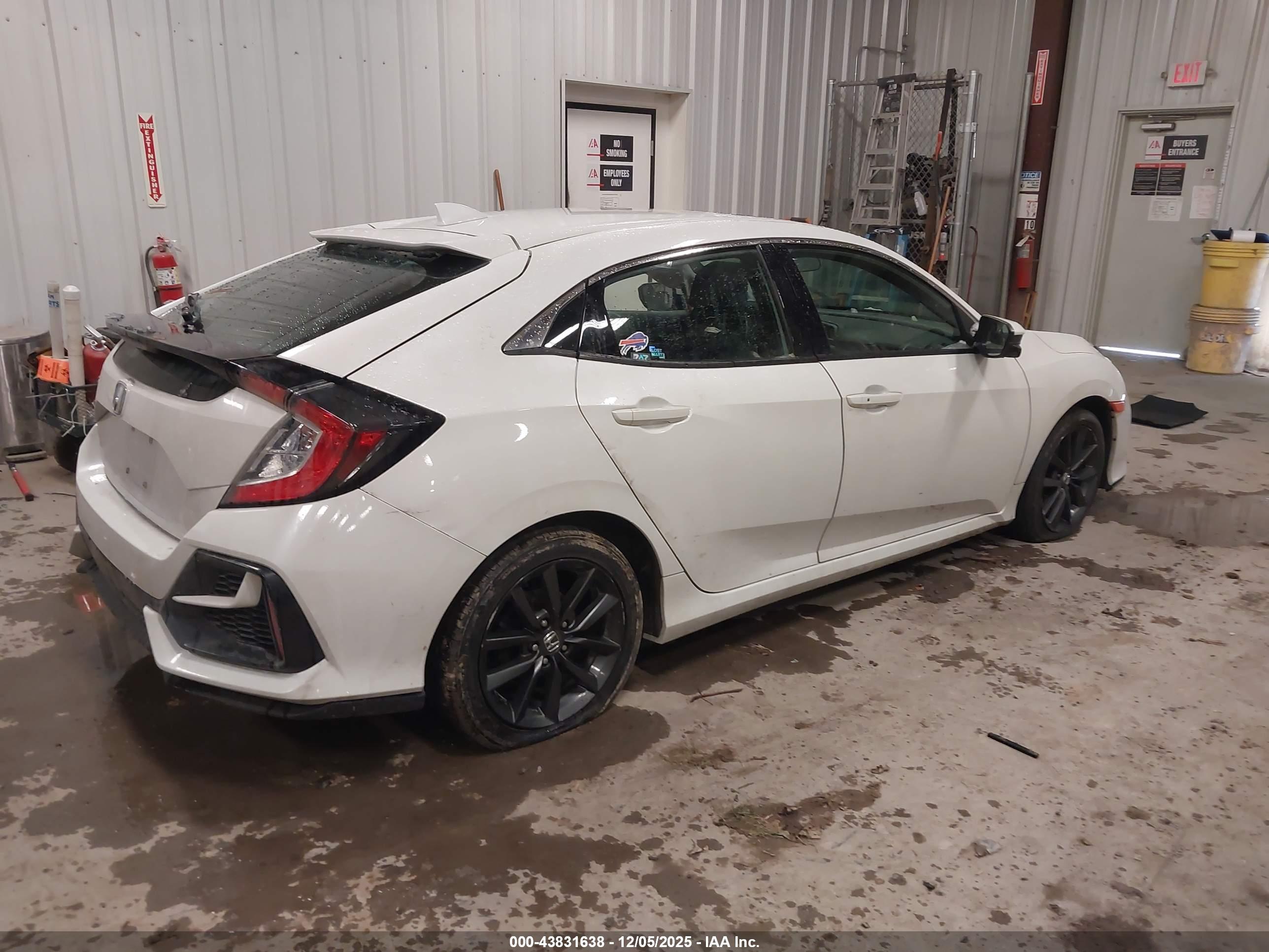 HONDA CIVIC image 4