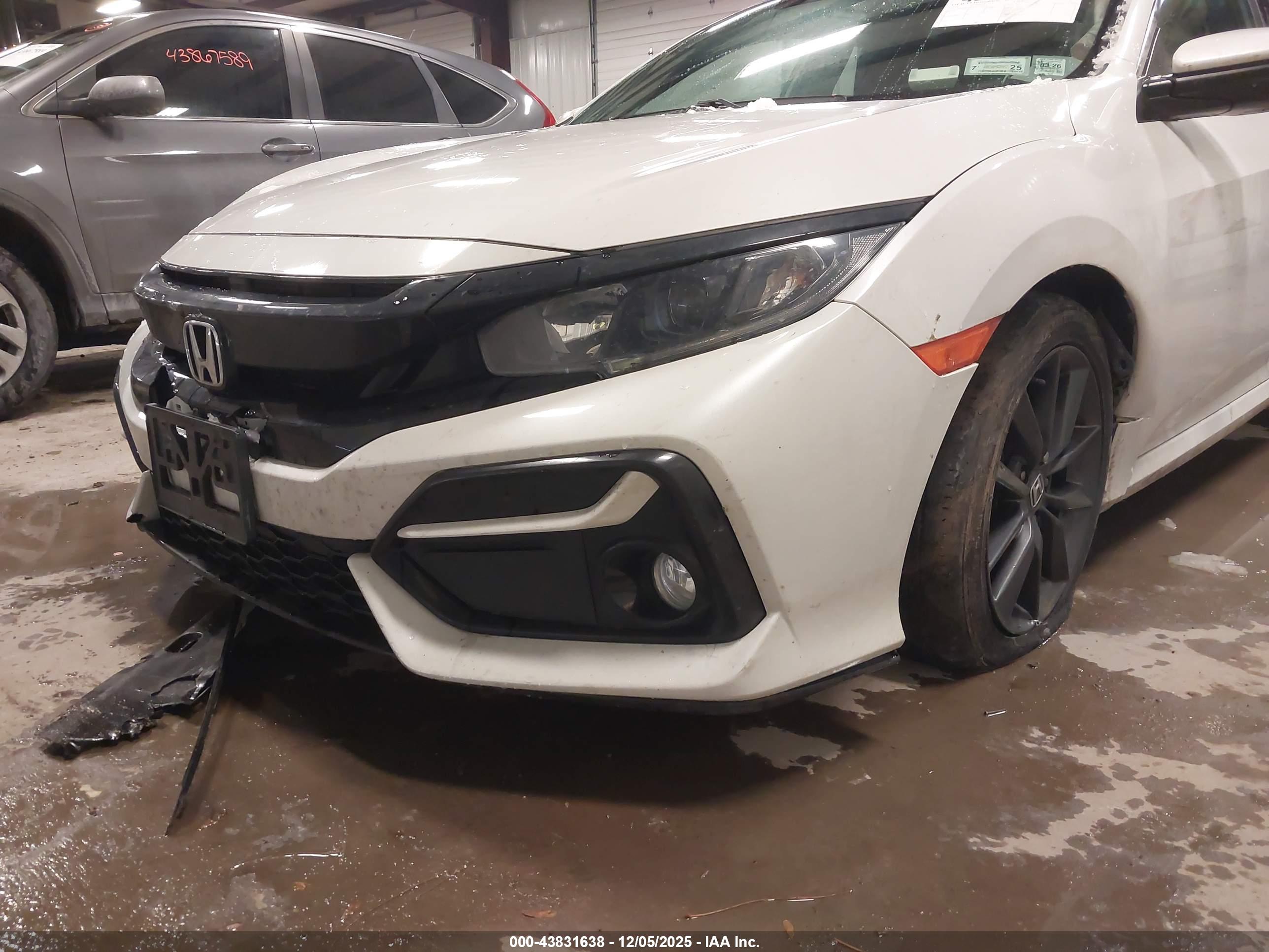 HONDA CIVIC image 6