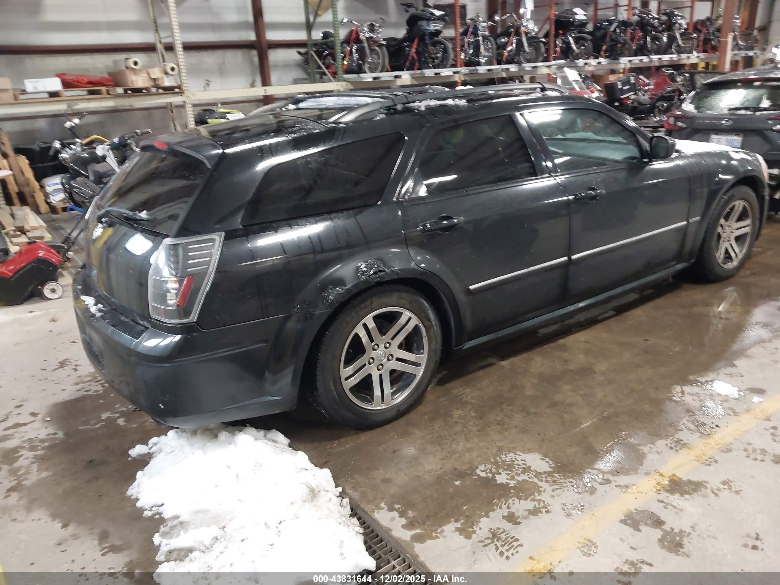 DODGE MAGNUM image 4