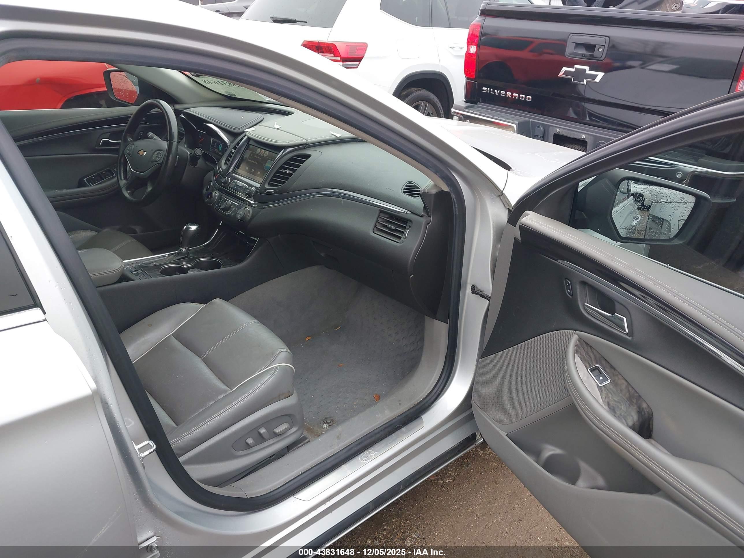 CHEVROLET IMPALA image 5