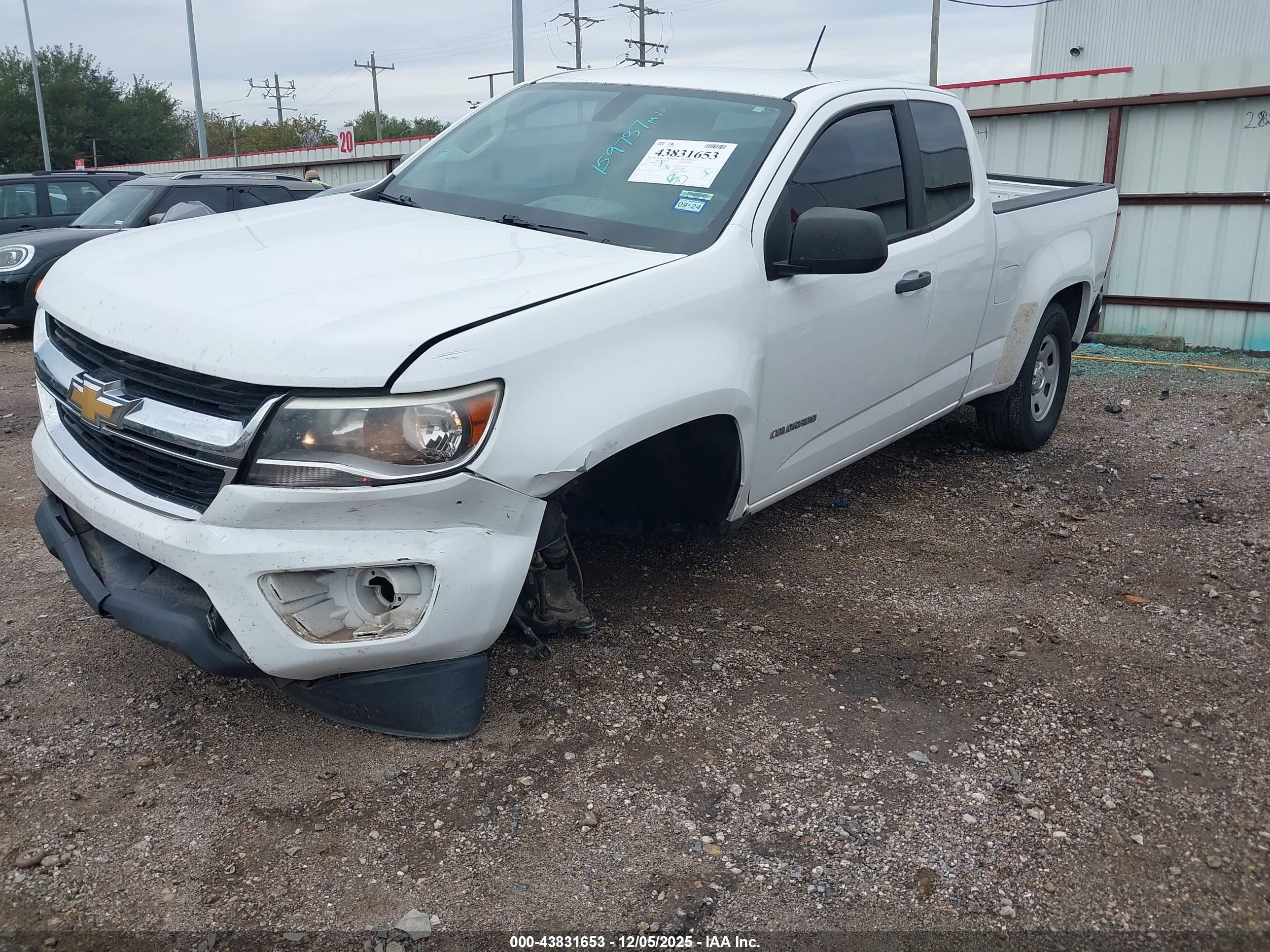 CHEVROLET COLORADO image 2