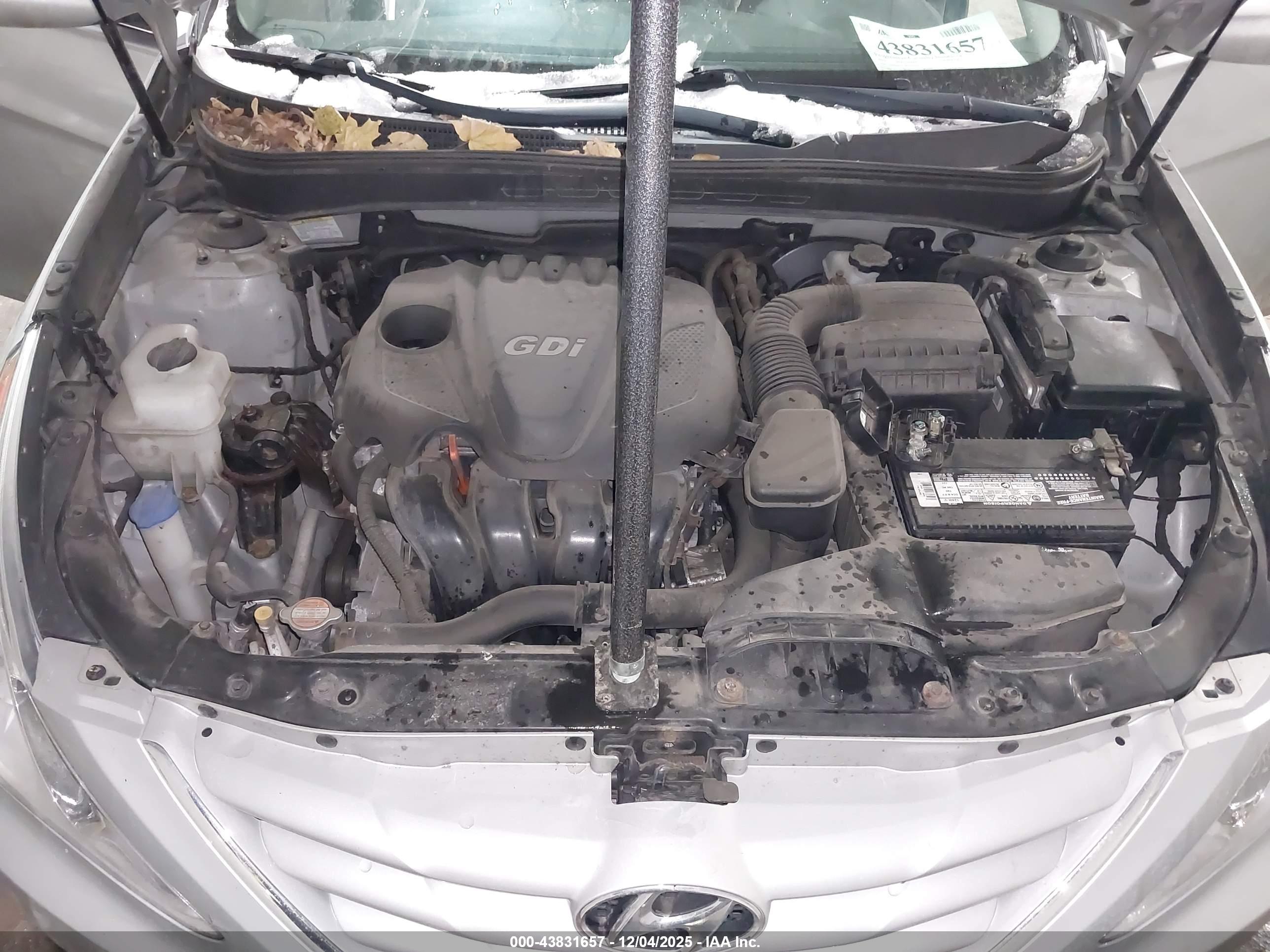 HYUNDAI SONATA image 10