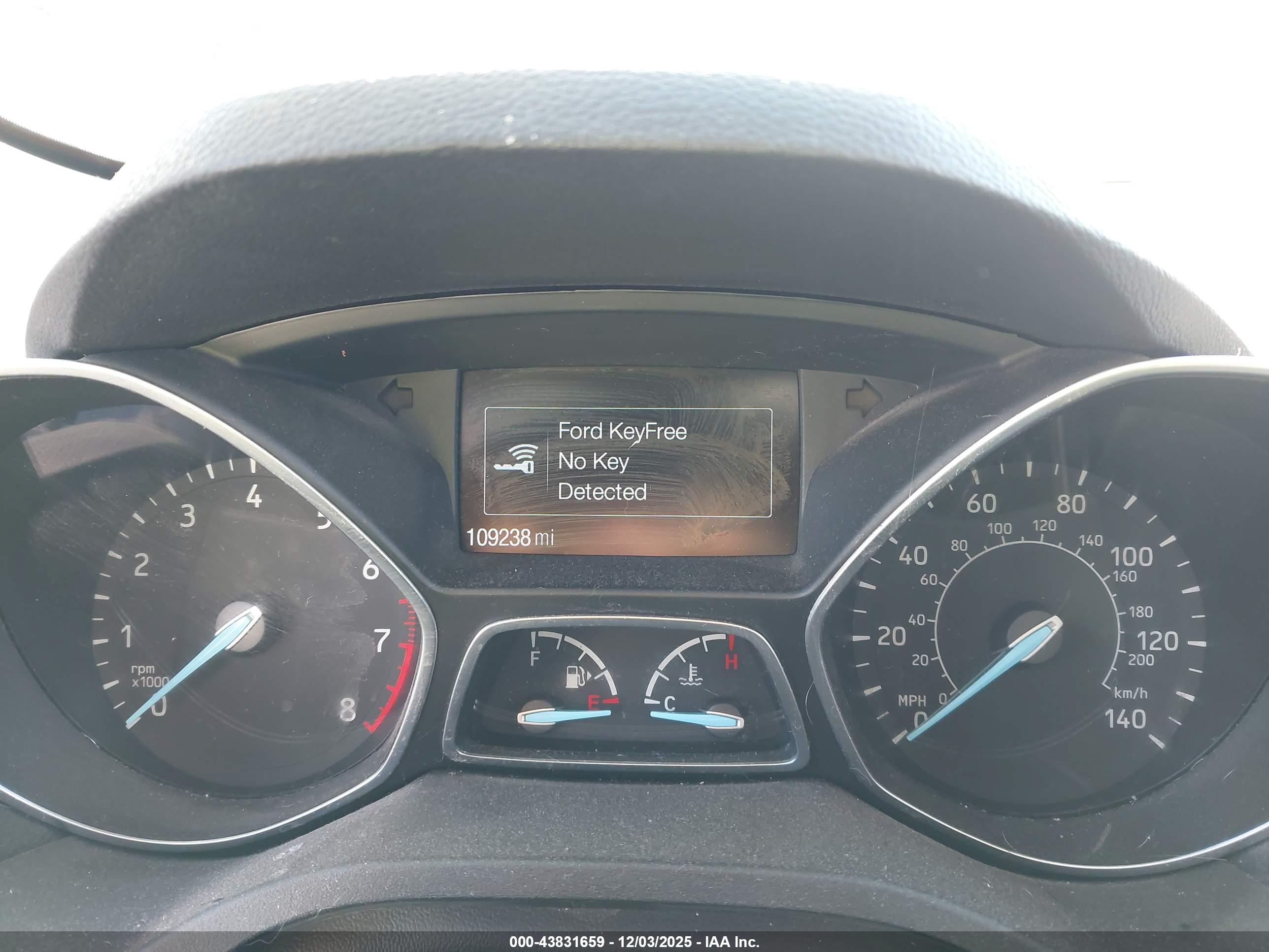 FORD ESCAPE image 7