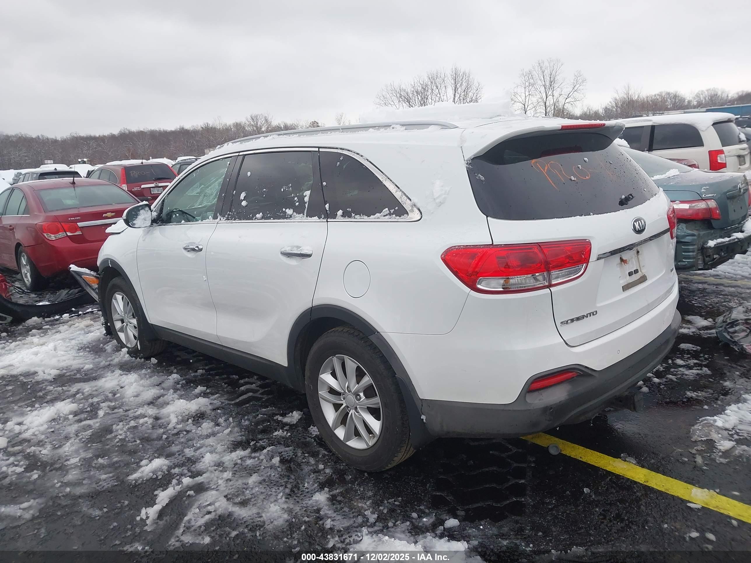 KIA SORENTO image 3