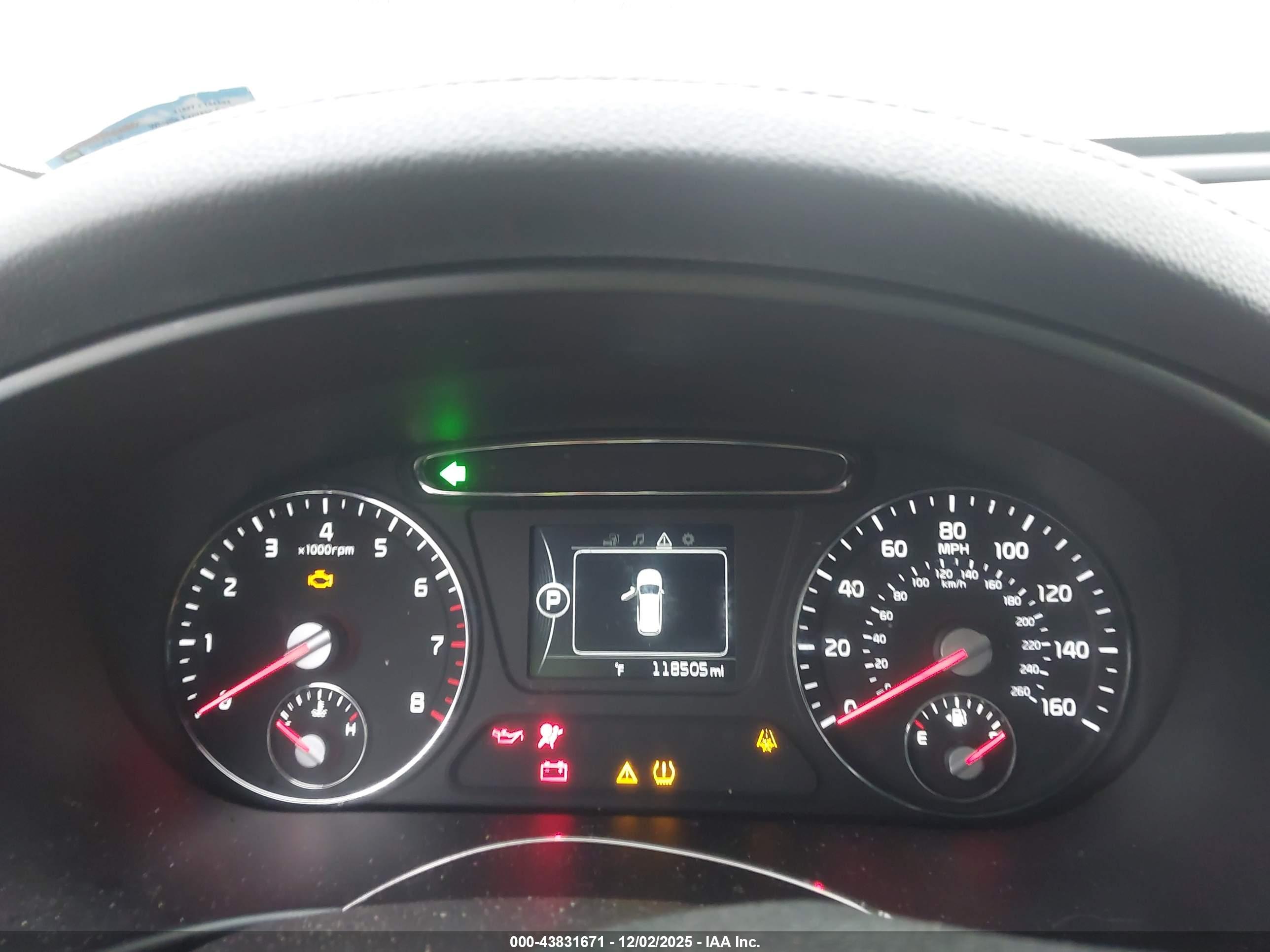 KIA SORENTO image 7