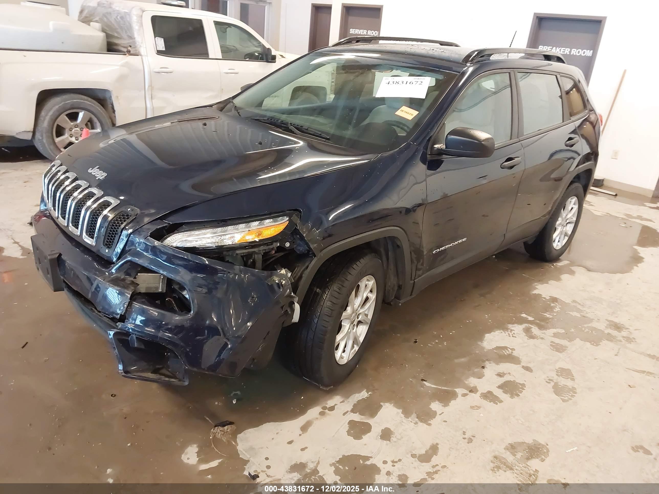 JEEP CHEROKEE image 2