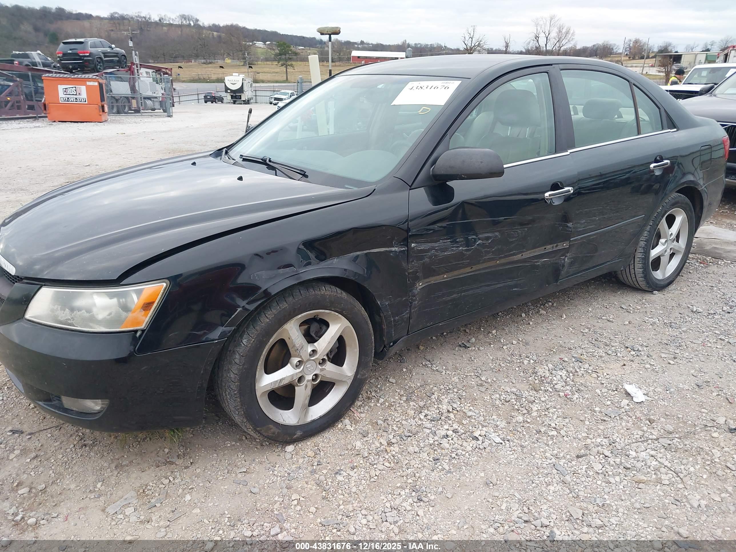 HYUNDAI SONATA image 6