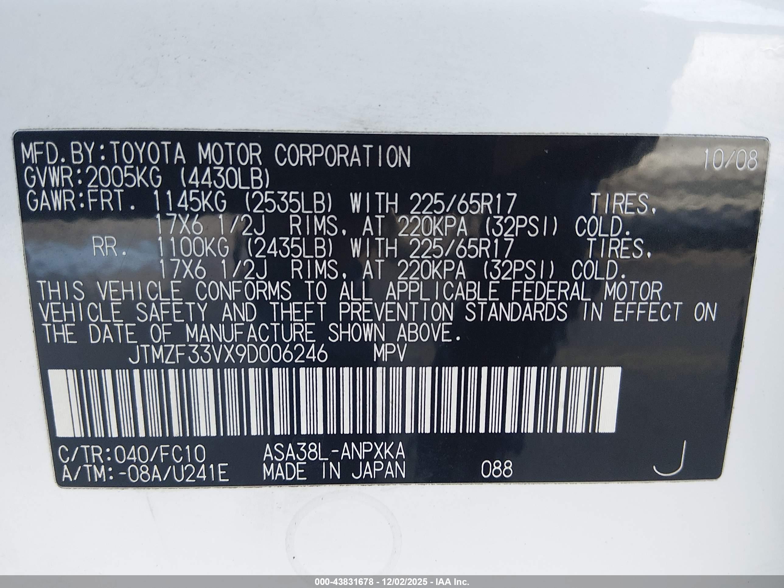 TOYOTA RAV4 image 9
