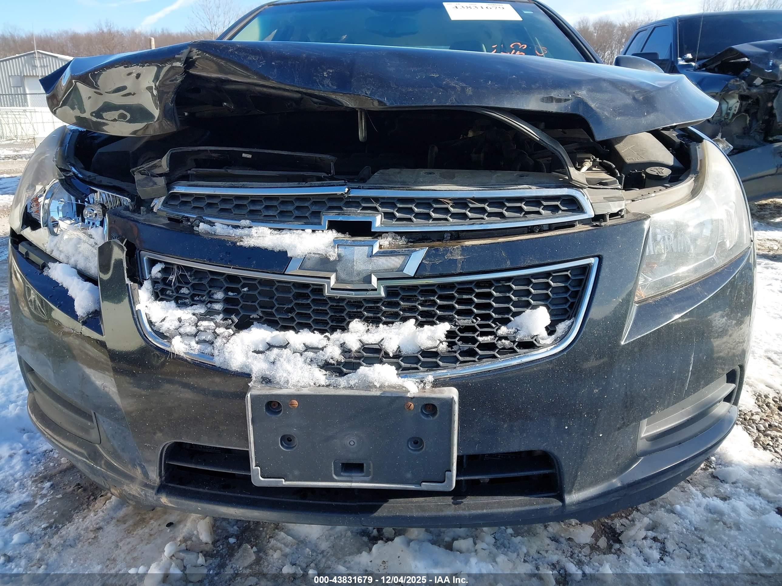 CHEVROLET CRUZE image 6