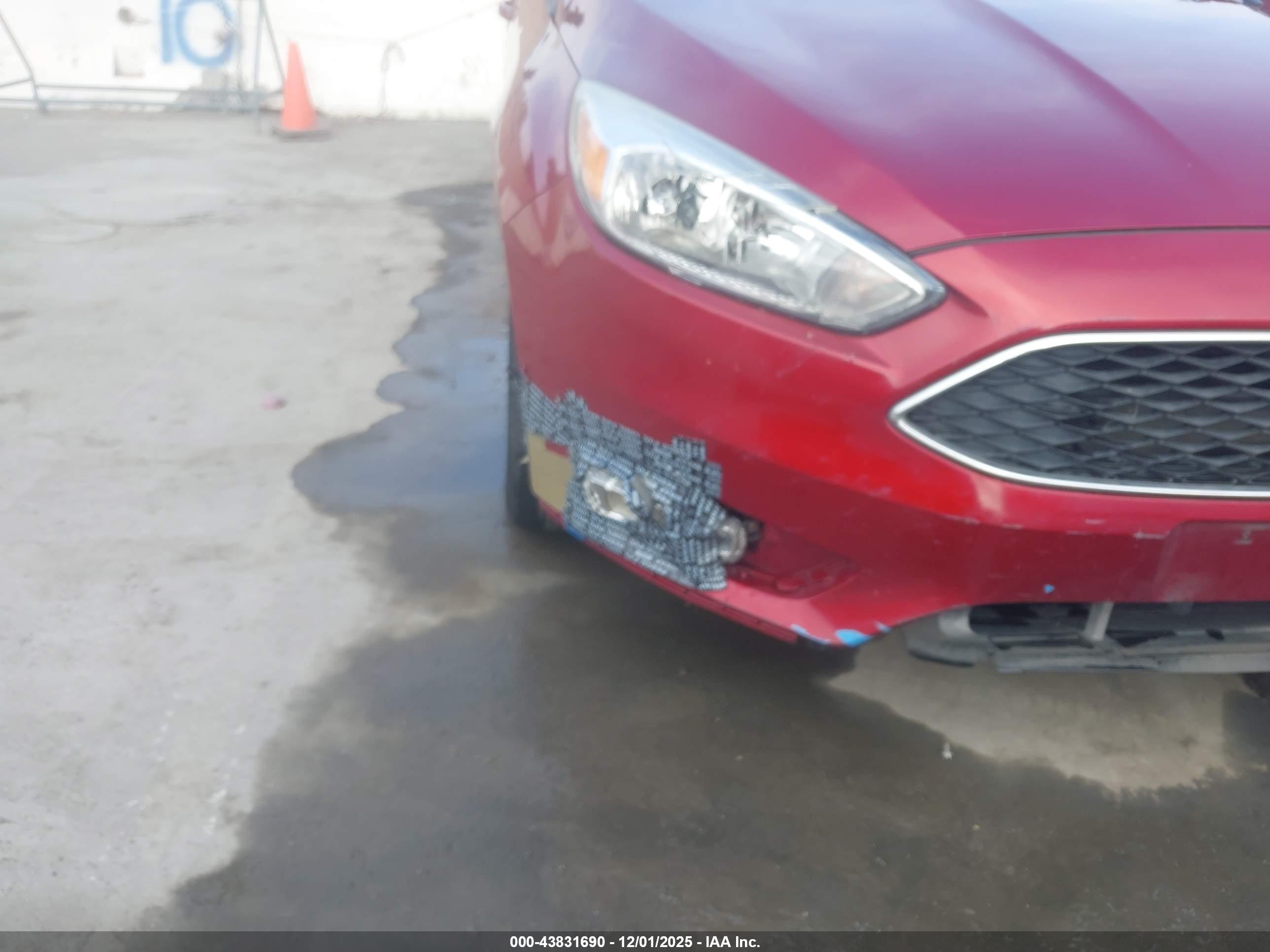 FORD FOCUS image 6