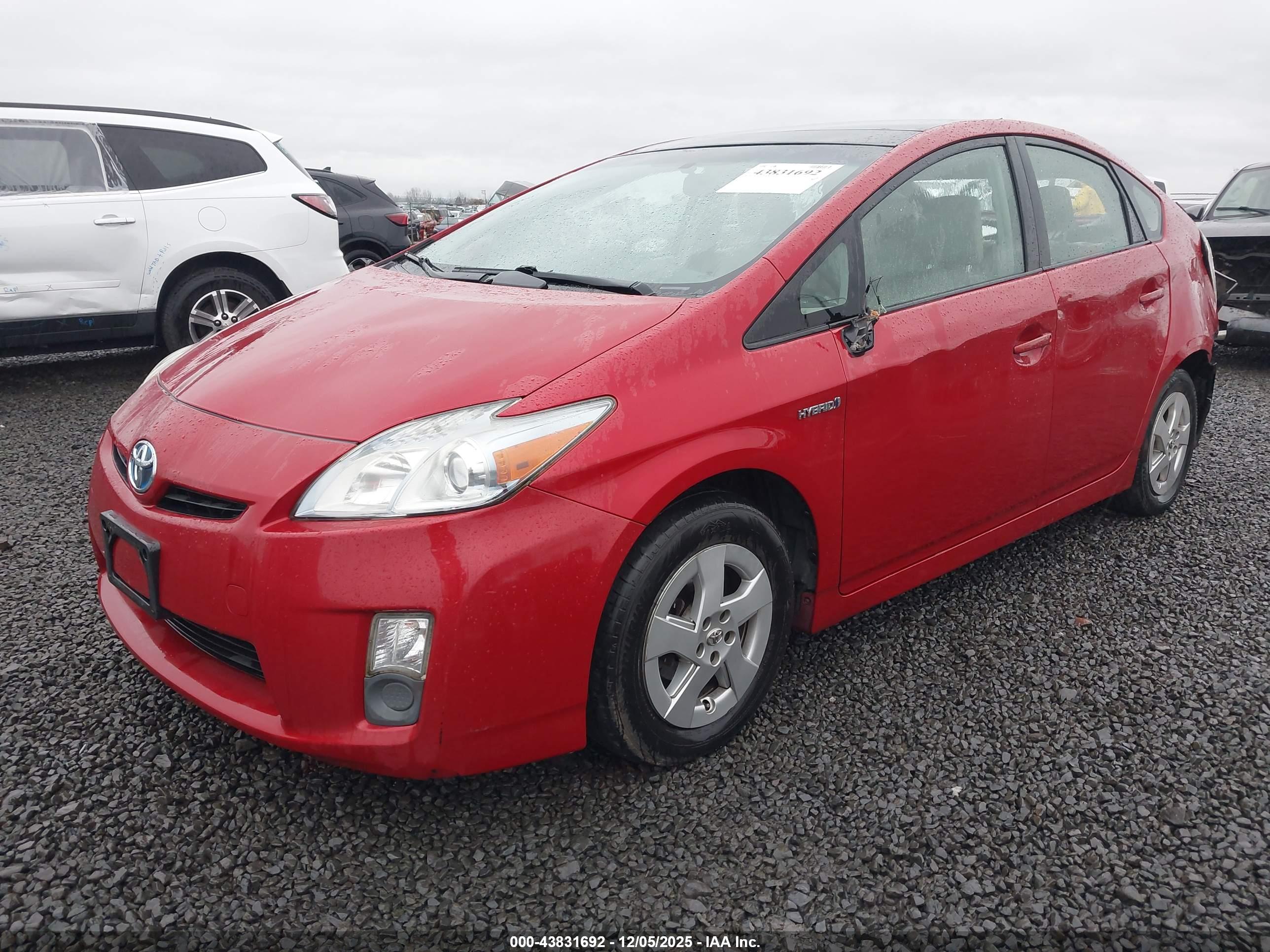 TOYOTA PRIUS image 2