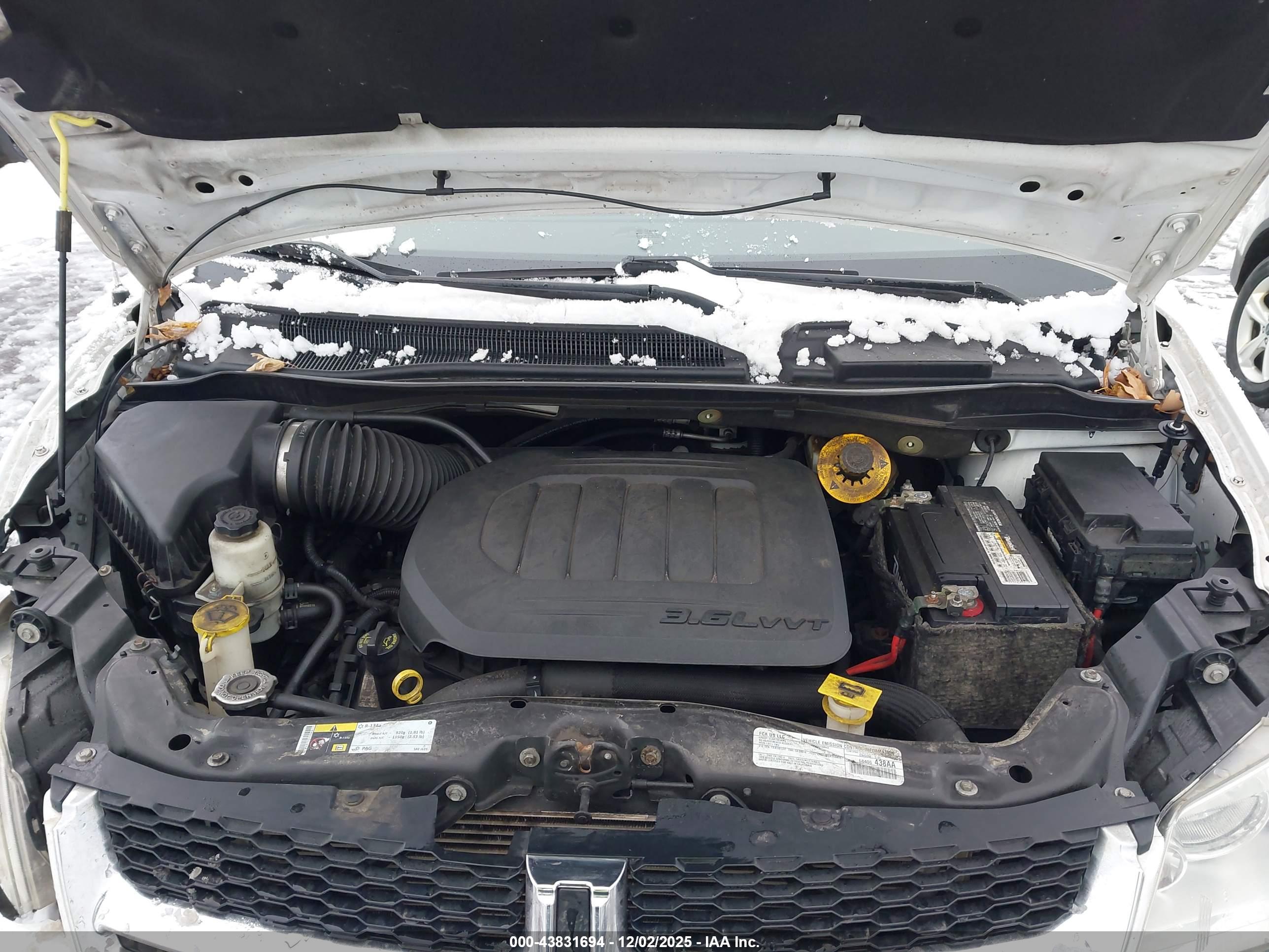 DODGE GRAND image 10