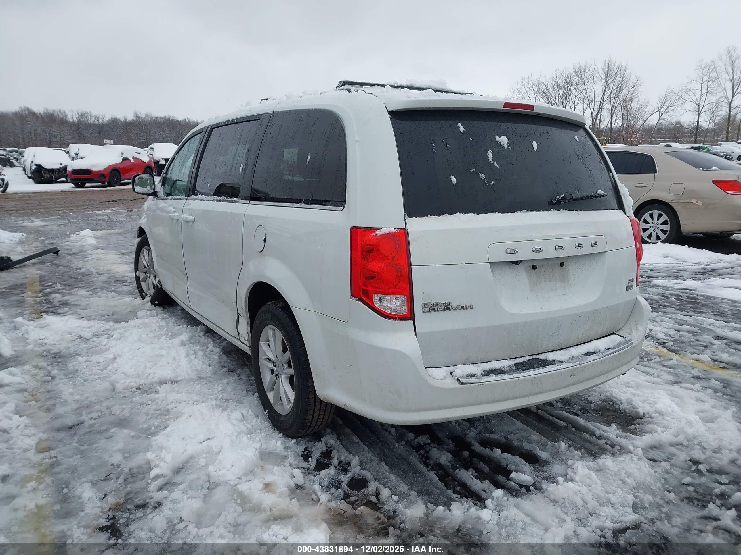 DODGE GRAND image 3