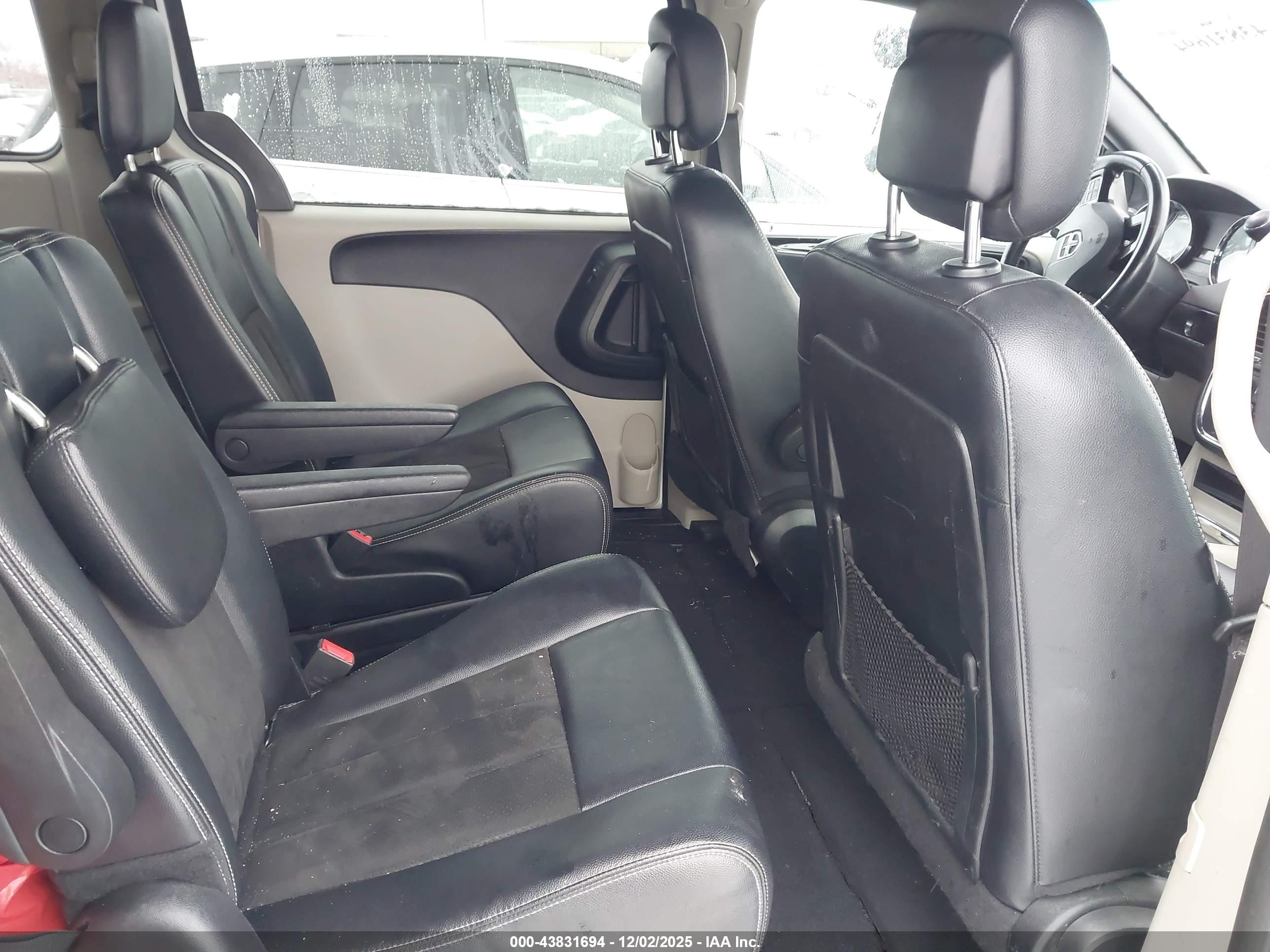 DODGE GRAND image 8