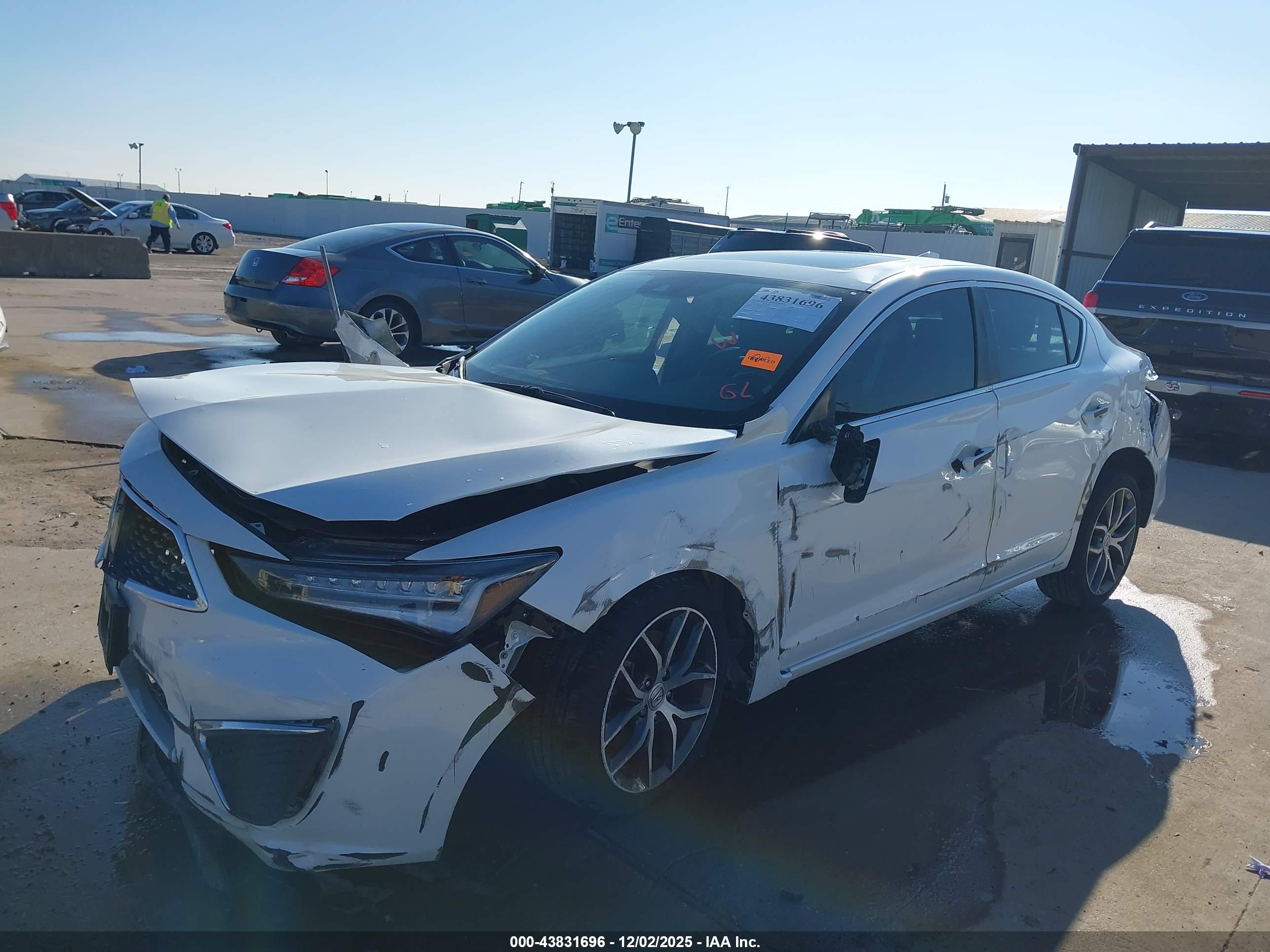 ACURA ILX image 2