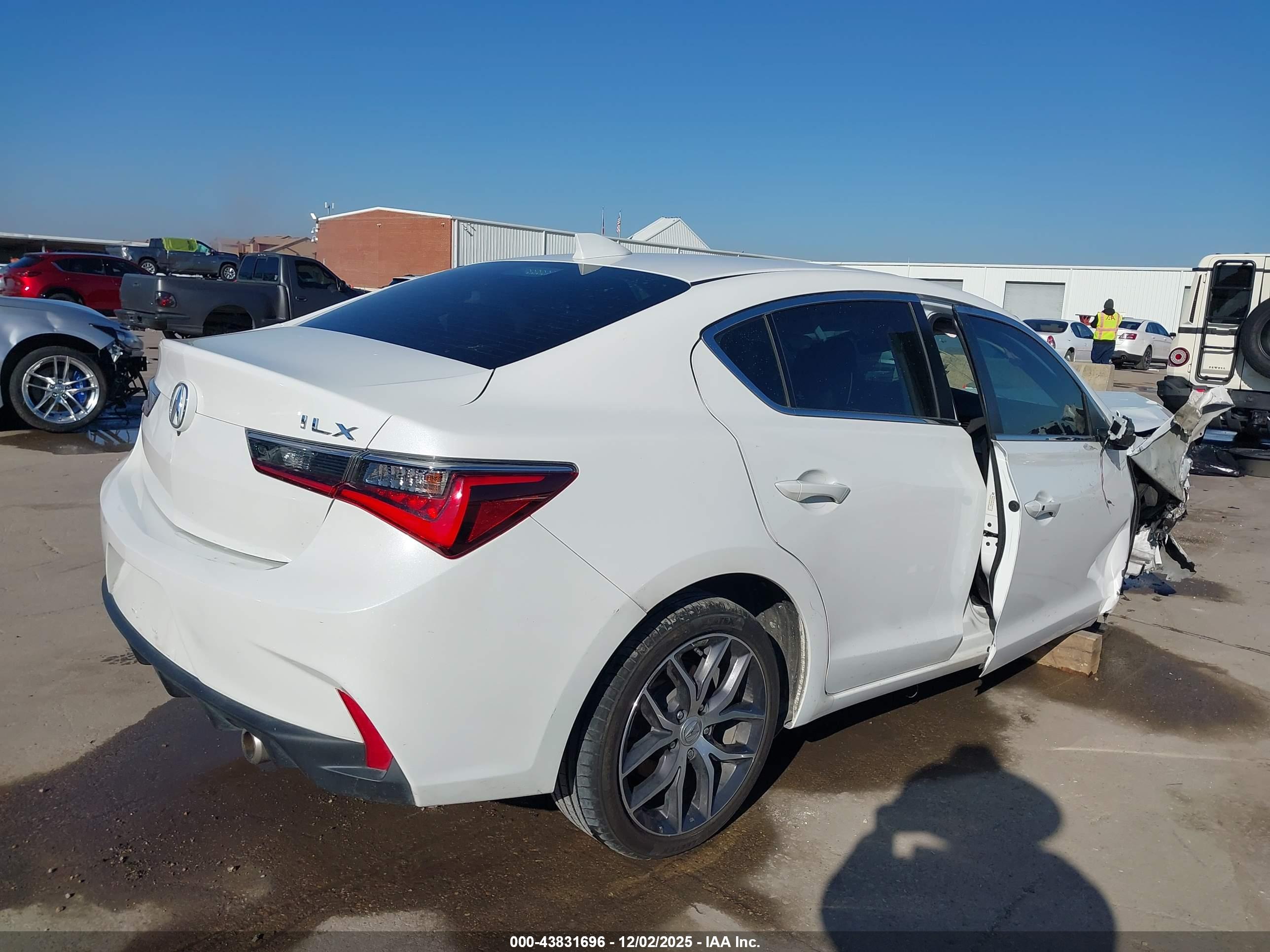 ACURA ILX image 4