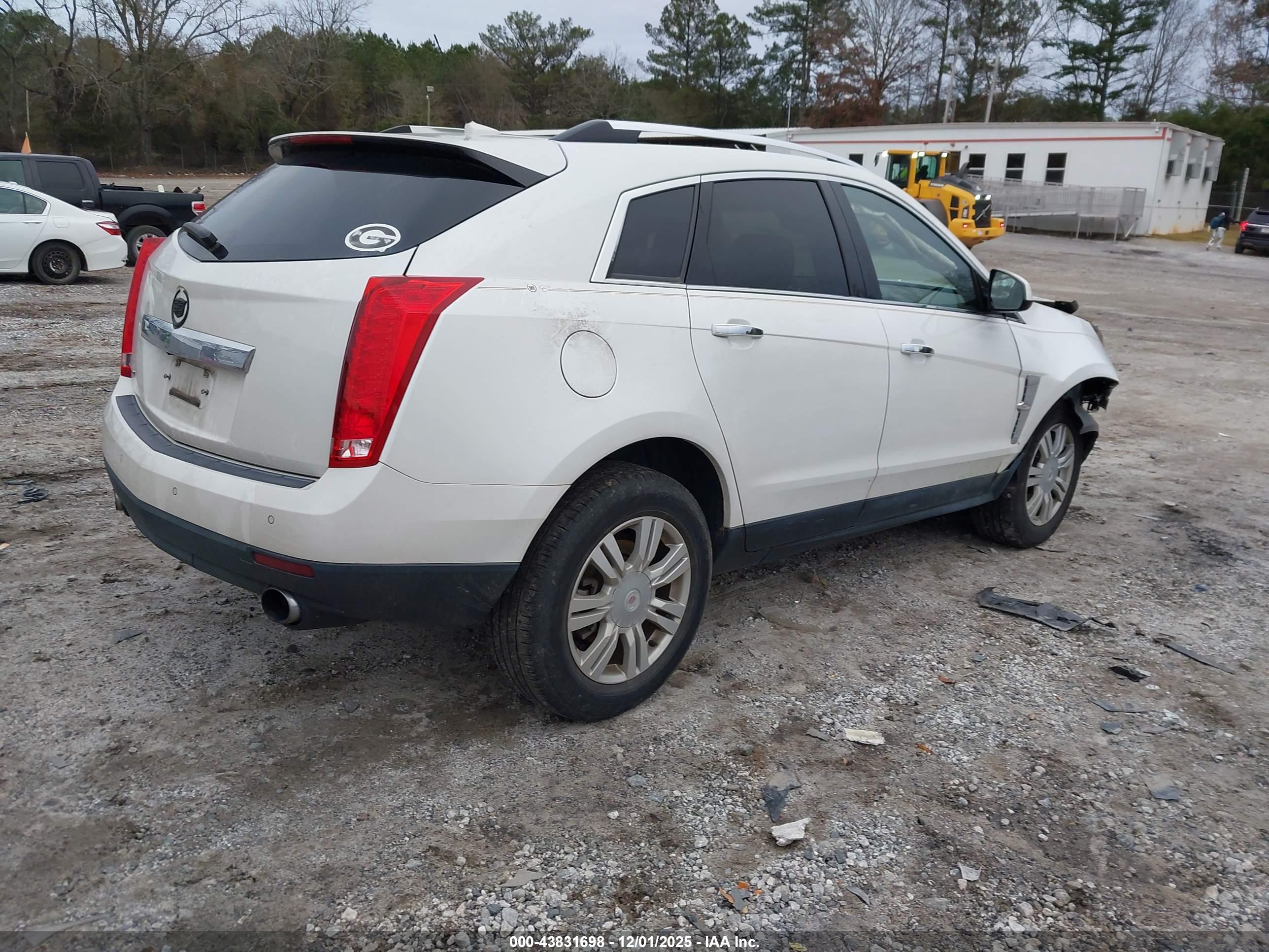 CADILLAC SRX image 4